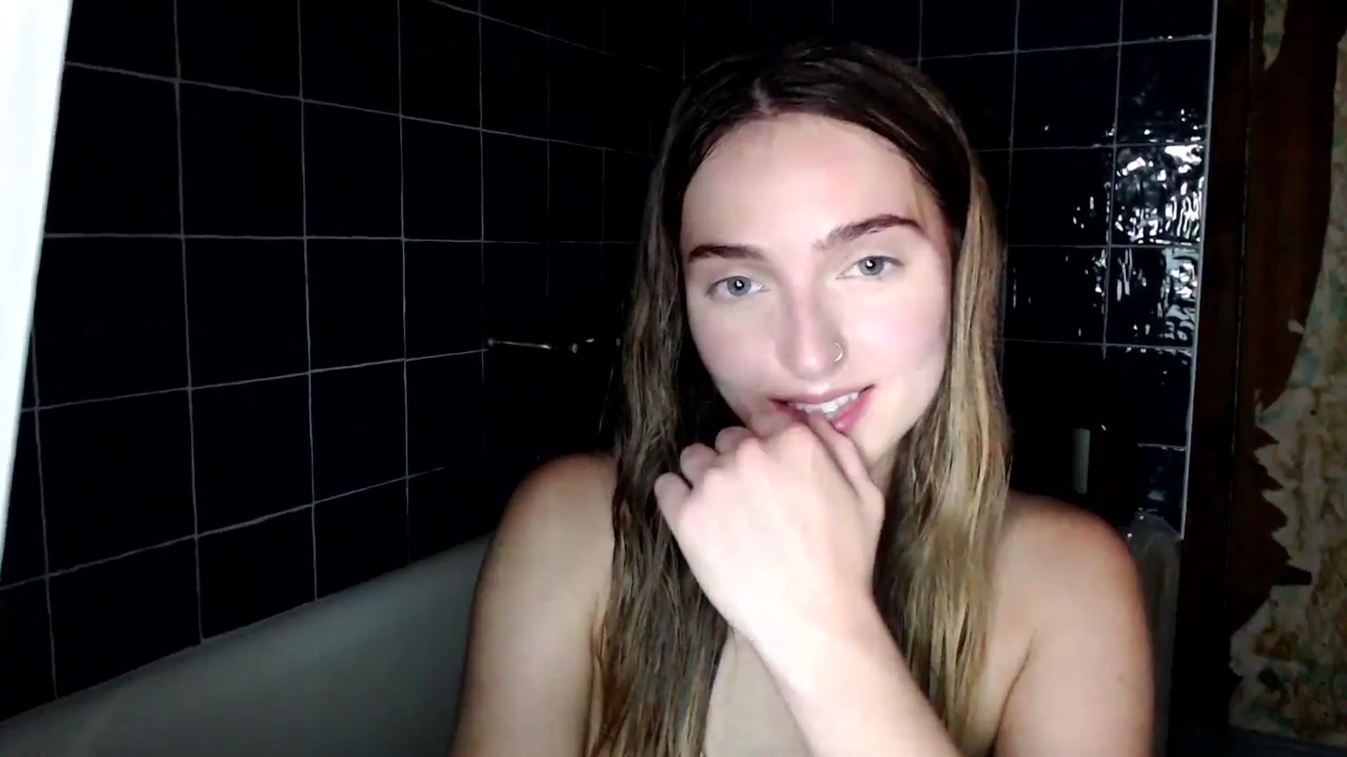 Gallery image thumbnail from NaturegirlKat's myfreecams stream on, 07/15/2025, 03:55 image 3 of 20