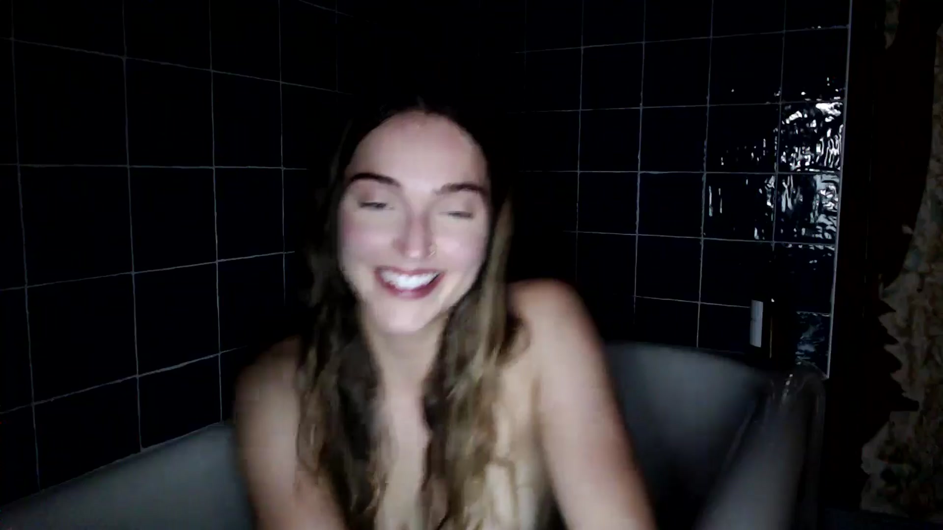 Gallery image thumbnail from NaturegirlKat's myfreecams stream on, 07/15/2025, 03:55 image 10 of 20