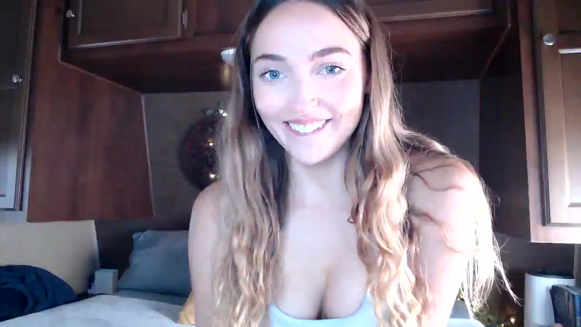 Gallery image thumbnail from NaturegirlKat's myfreecams stream on, 09/12/2025, 19:51 image 2 of 20