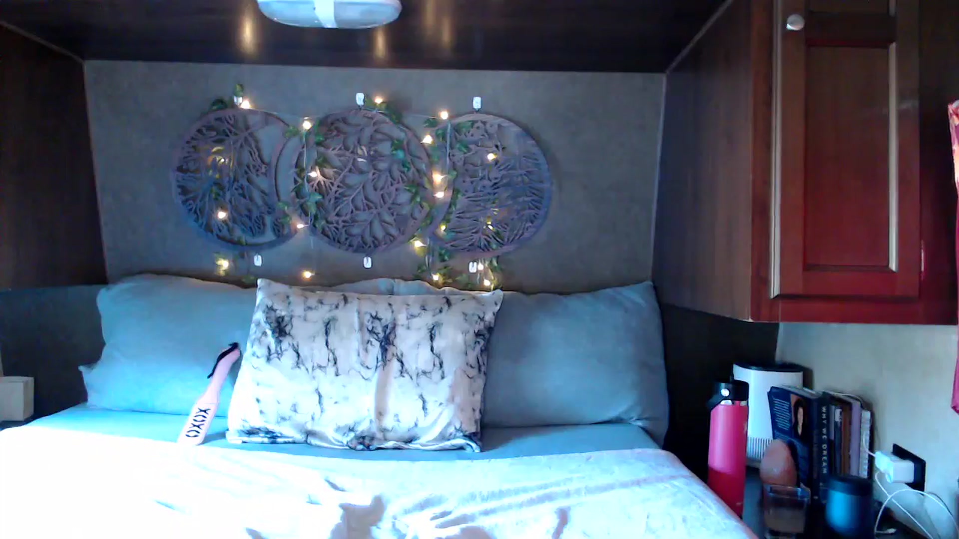 Gallery image thumbnail from NaturegirlKat's myfreecams stream on, 09/23/2025, 22:57 image 15 of 20