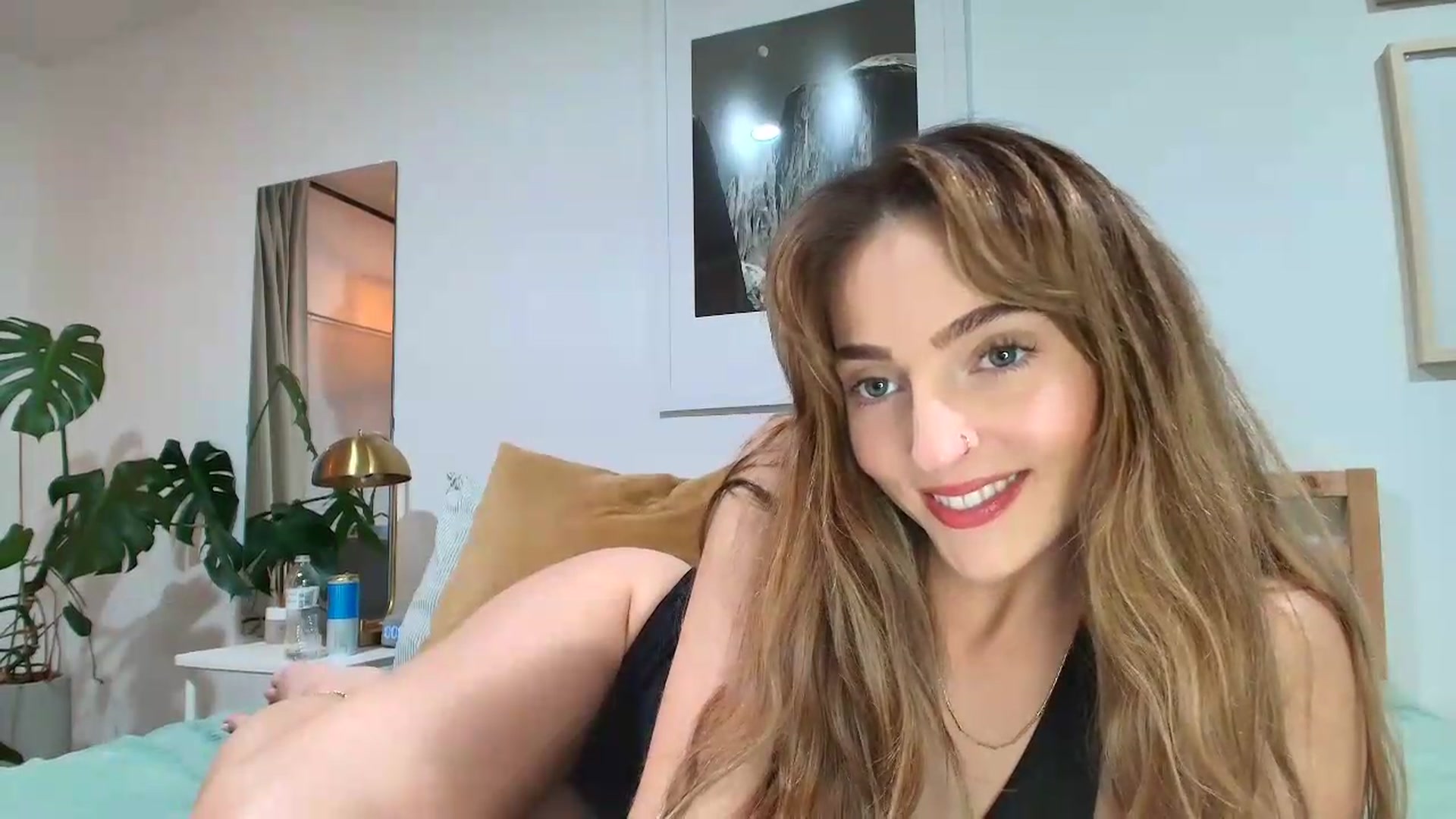 Gallery image thumbnail from NaturegirlKat's myfreecams stream on, 06/21/2026, 05:15 image 12 of 20
