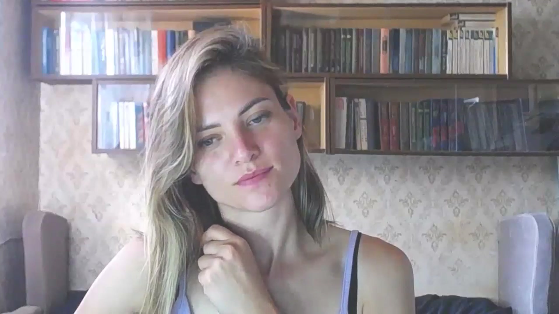 Gallery image thumbnail from Naty_Moon7's myfreecams stream on, 08/17/2024, 14:13 image 9 of 20