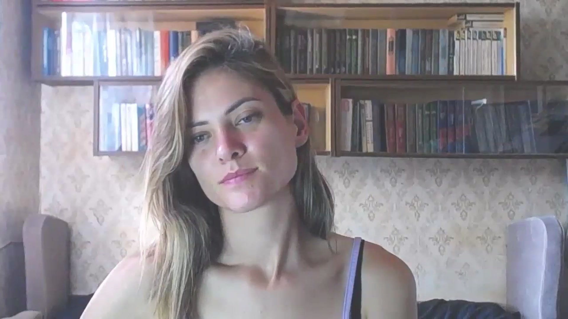 Gallery image thumbnail from Naty_Moon7's myfreecams stream on, 08/17/2024, 14:13 image 8 of 20