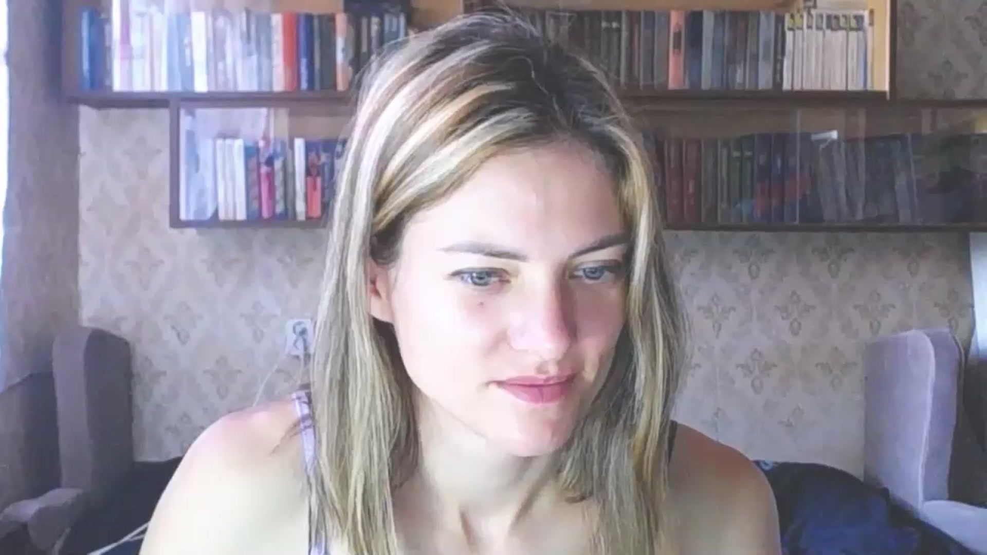Gallery image thumbnail from Naty_Moon7's myfreecams stream on, 08/20/2024, 08:52 image 13 of 20