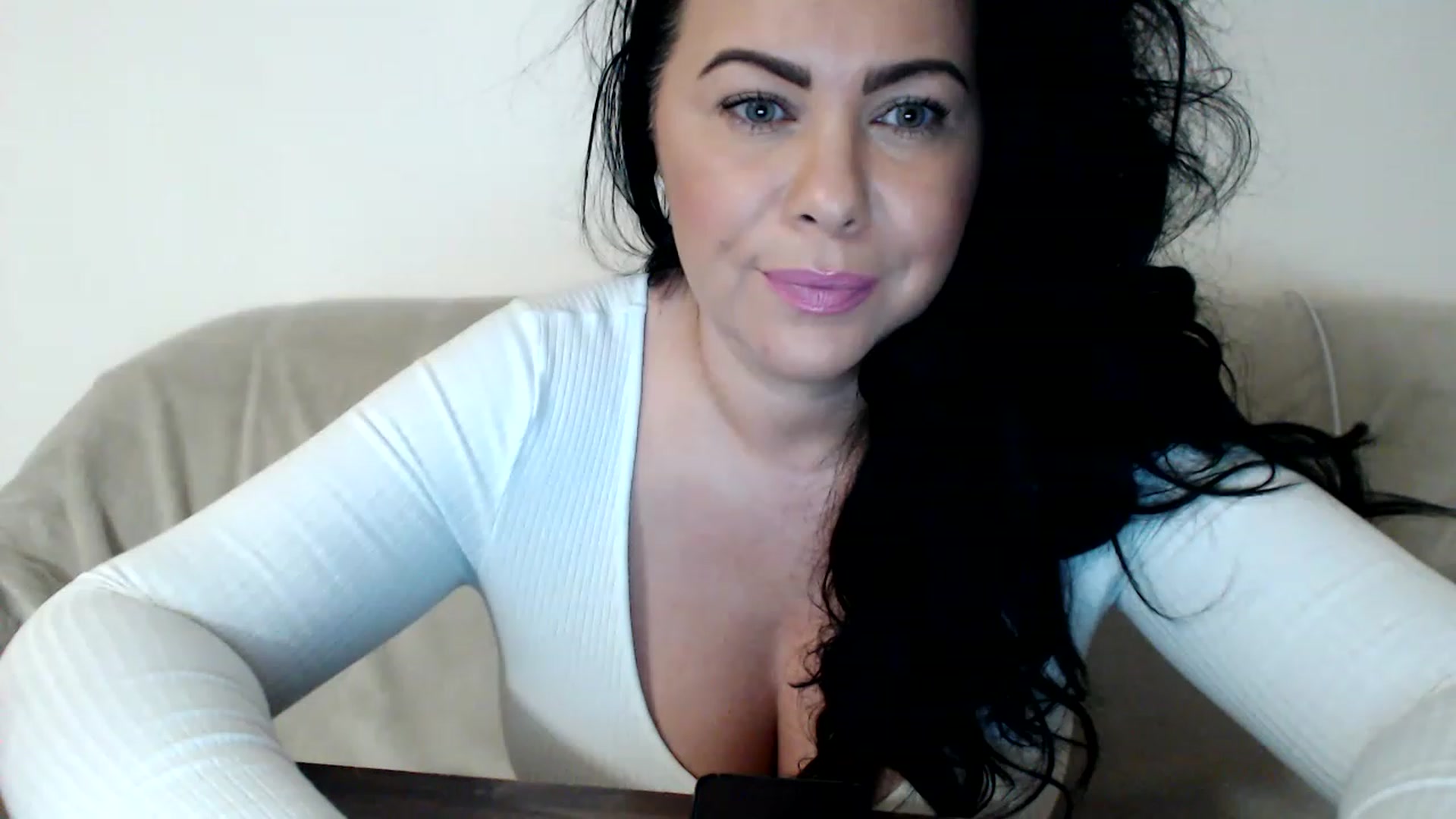 Gallery image thumbnail from NaughtyFallon's myfreecams stream on, 01/19/2023, 16:56 image 20 of 20