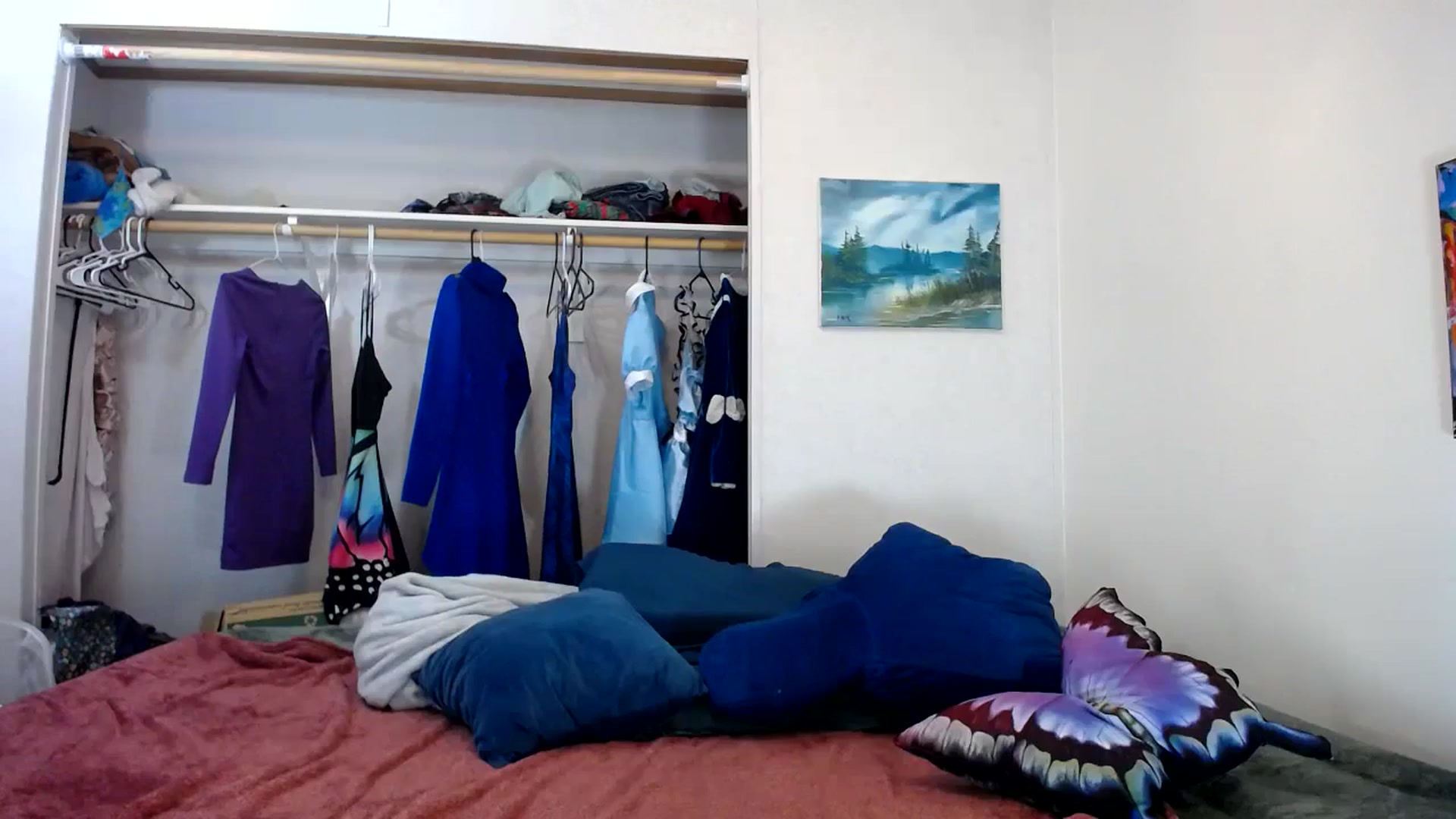 Gallery image thumbnail from NaughtyFox89's myfreecams stream on, 08/04/2025, 02:53 image 4 of 20