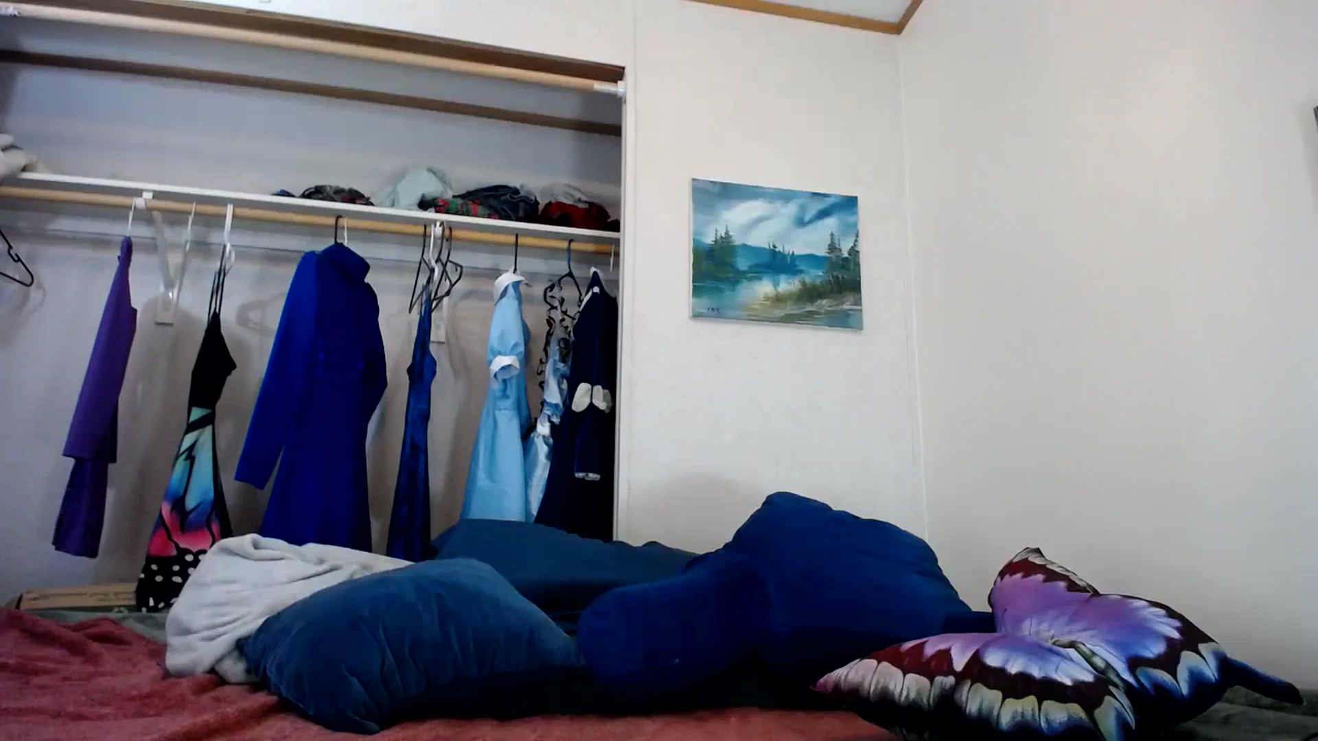 Gallery image thumbnail from NaughtyFox89's myfreecams stream on, 08/04/2025, 02:53 image 9 of 20