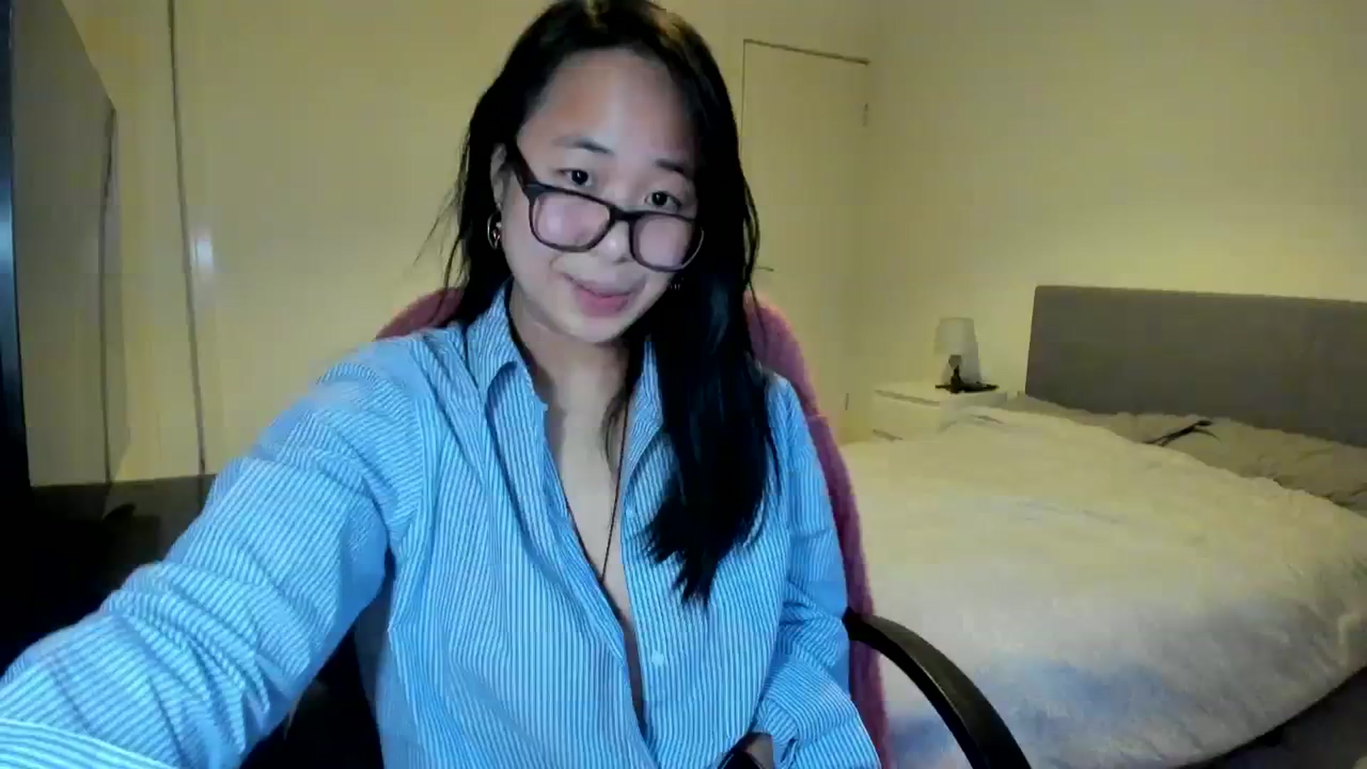 Gallery image thumbnail from NaughtyGigi's myfreecams stream on, 11/19/2023, 15:51 image 1 of 20
