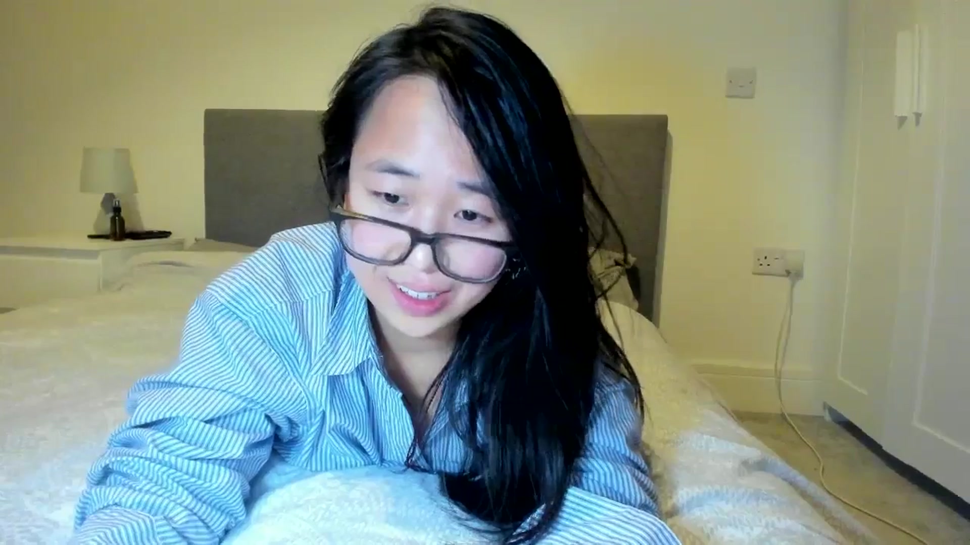 Gallery image thumbnail from NaughtyGigi's myfreecams stream on, 11/19/2023, 17:33 image 15 of 20