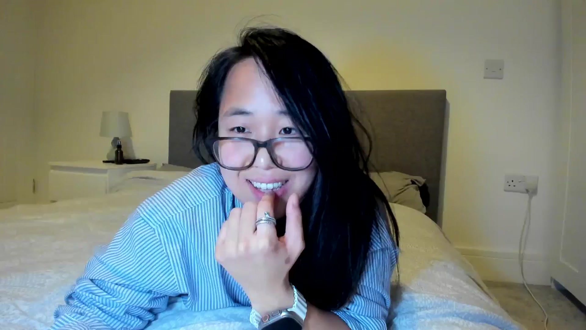 Gallery image thumbnail from NaughtyGigi's myfreecams stream on, 11/19/2023, 17:33 image 19 of 20