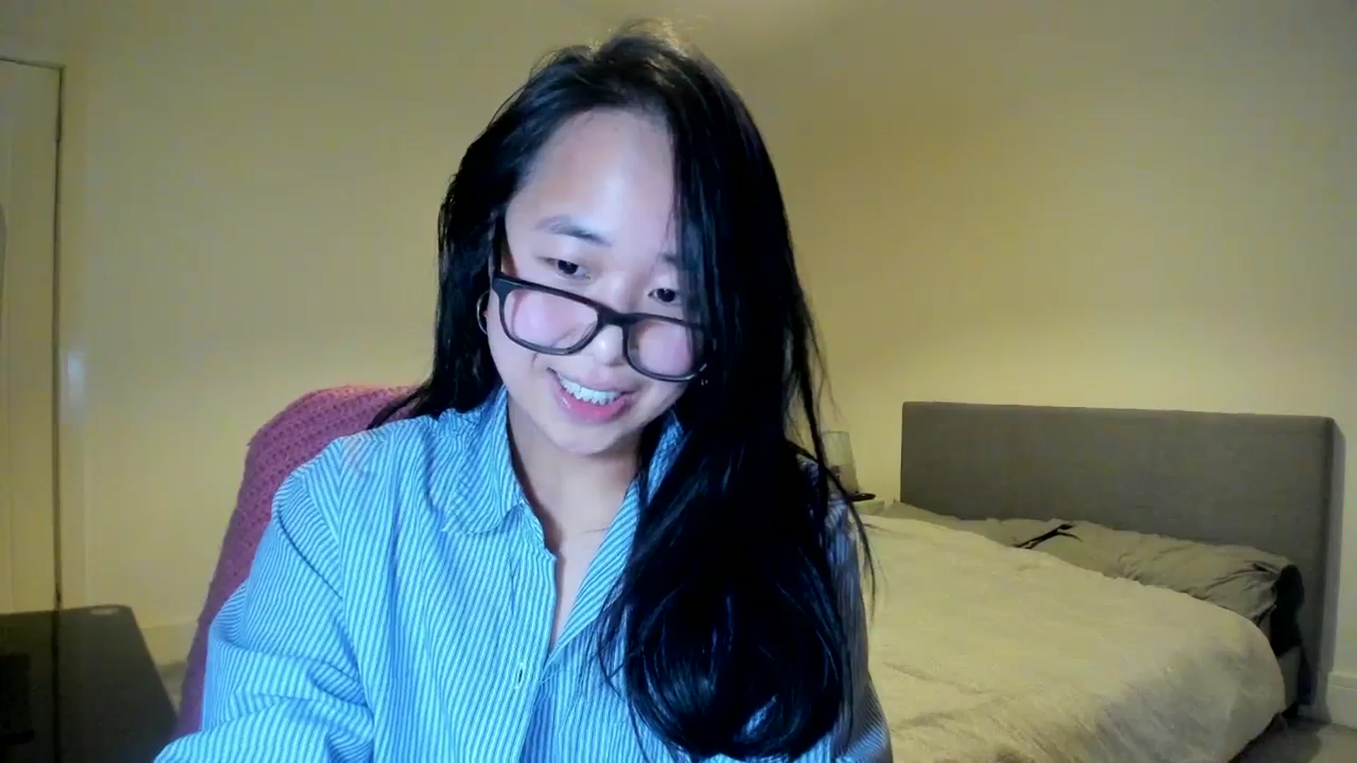 Gallery image thumbnail from NaughtyGigi's myfreecams stream on, 11/19/2023, 17:33 image 8 of 20