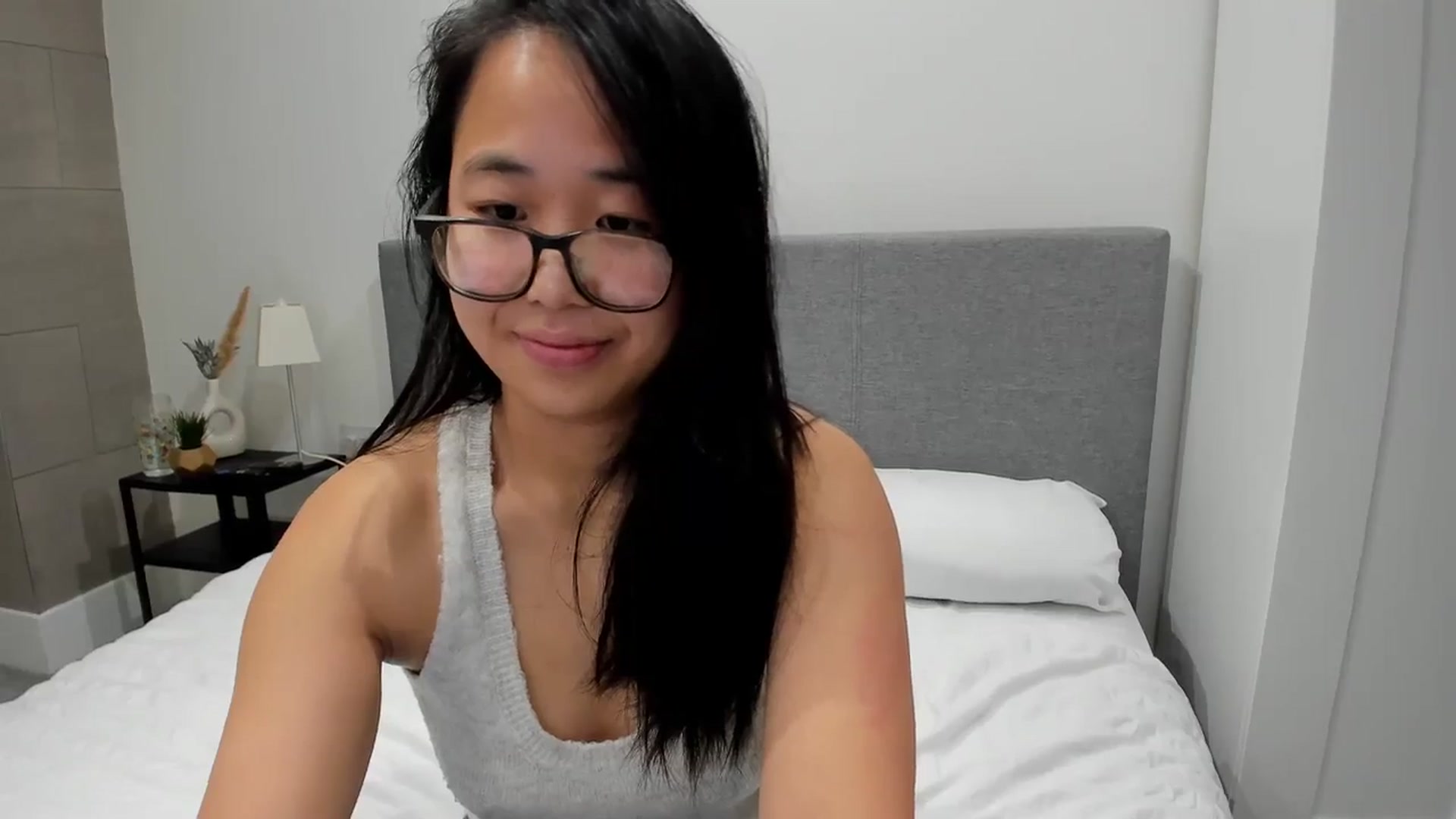 Gallery image thumbnail from NaughtyGigi's myfreecams stream on, 12/12/2023, 19:01 image 17 of 20