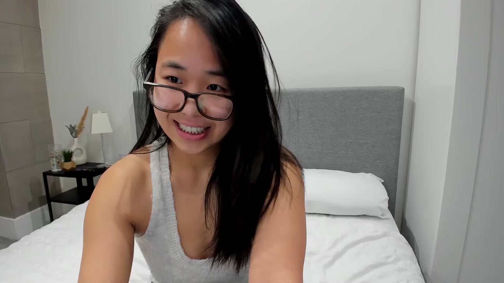 Gallery image thumbnail from NaughtyGigi's myfreecams stream on, 12/12/2023, 19:01 image 11 of 20