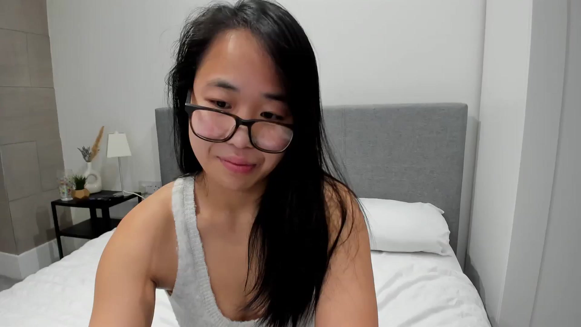 Gallery image thumbnail from NaughtyGigi's myfreecams stream on, 12/12/2023, 19:01 image 10 of 20