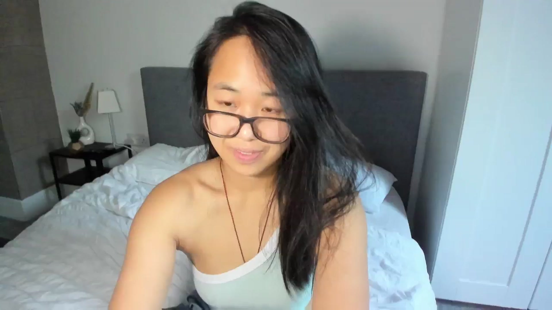 Gallery image thumbnail from NaughtyGigi's myfreecams stream on, 12/19/2023, 15:40 image 19 of 20