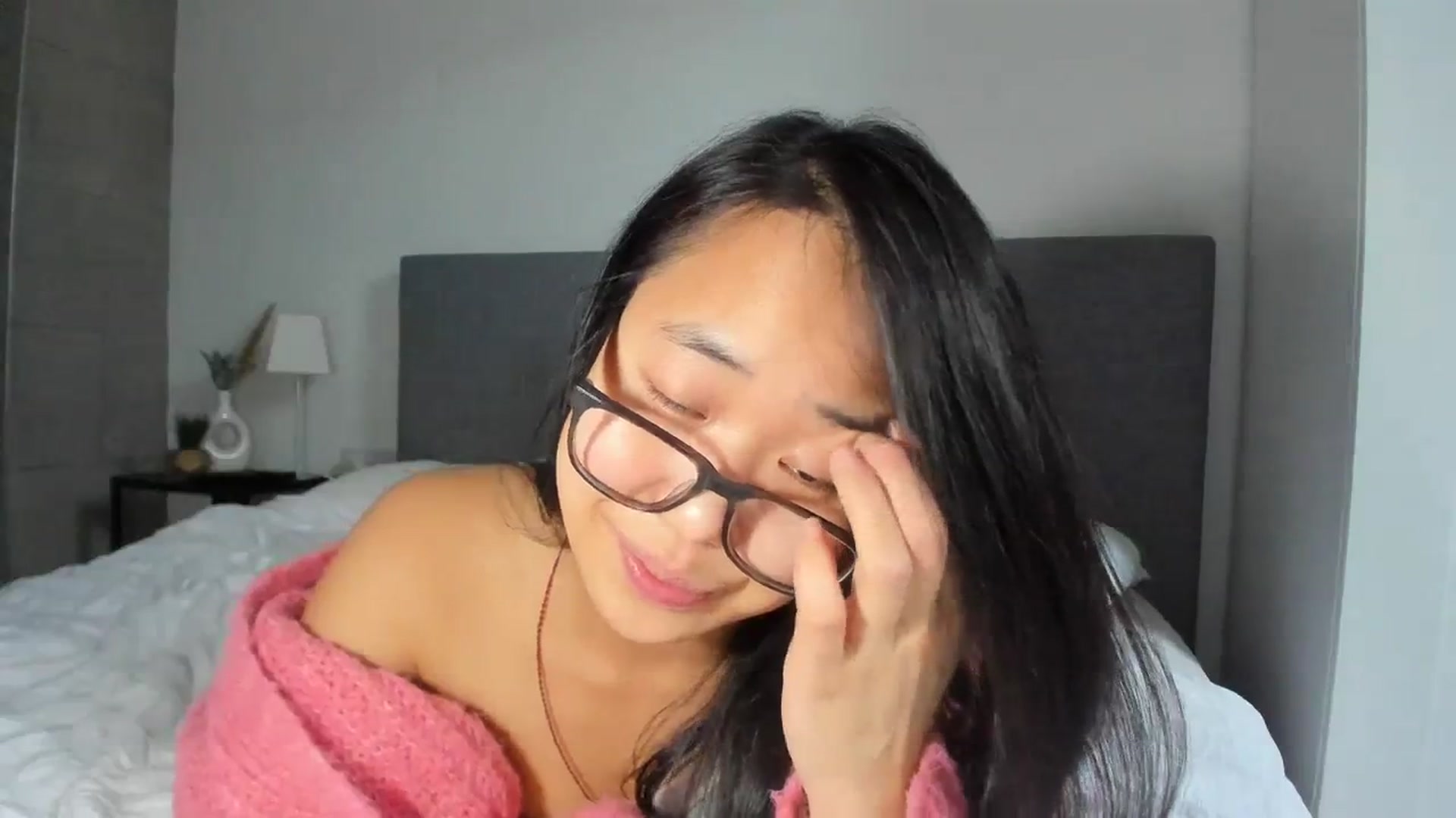 Gallery image thumbnail from NaughtyGigi's myfreecams stream on, 12/19/2023, 15:40 image 5 of 20