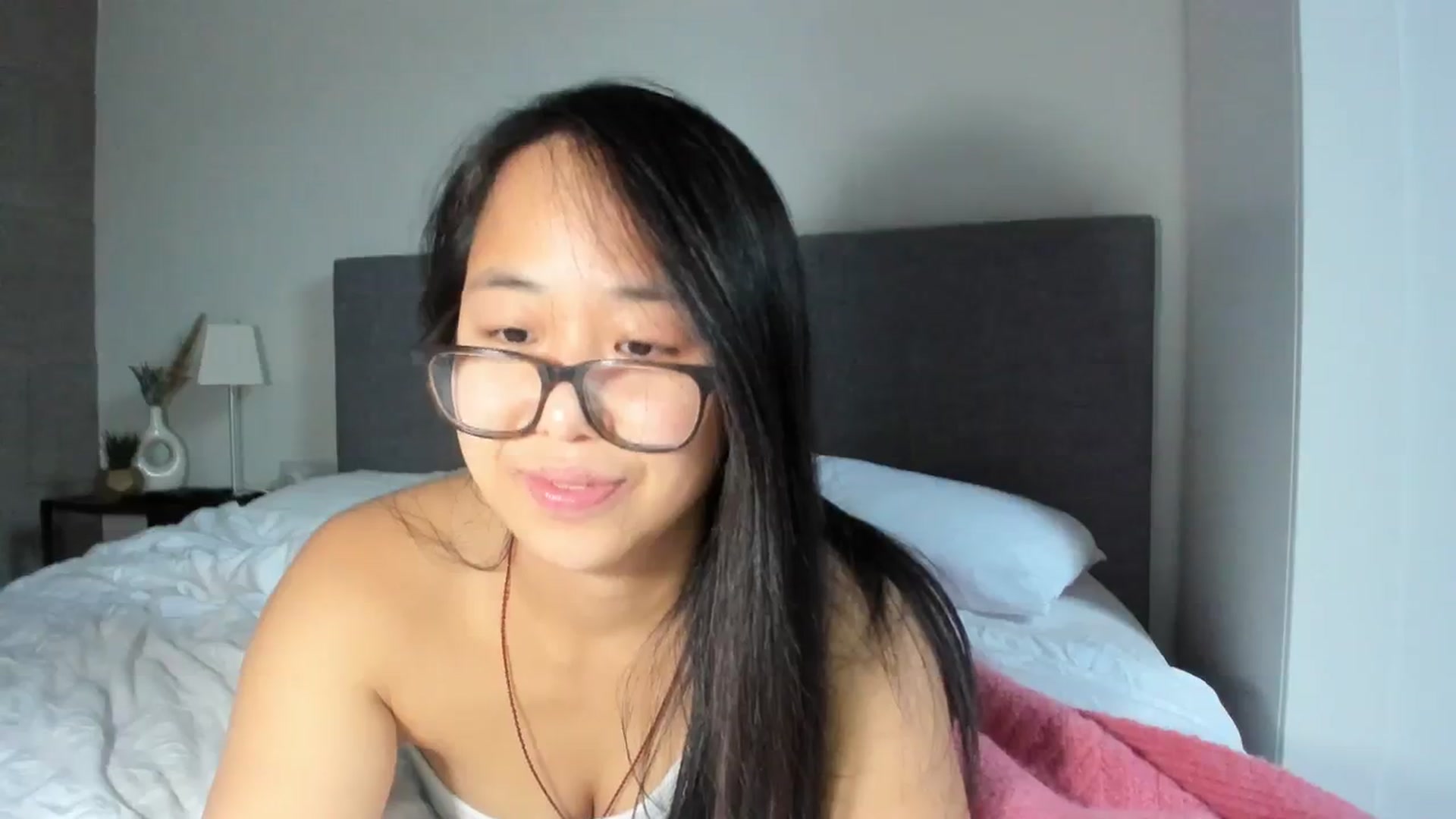 Gallery image thumbnail from NaughtyGigi's myfreecams stream on, 12/19/2023, 15:40 image 9 of 20