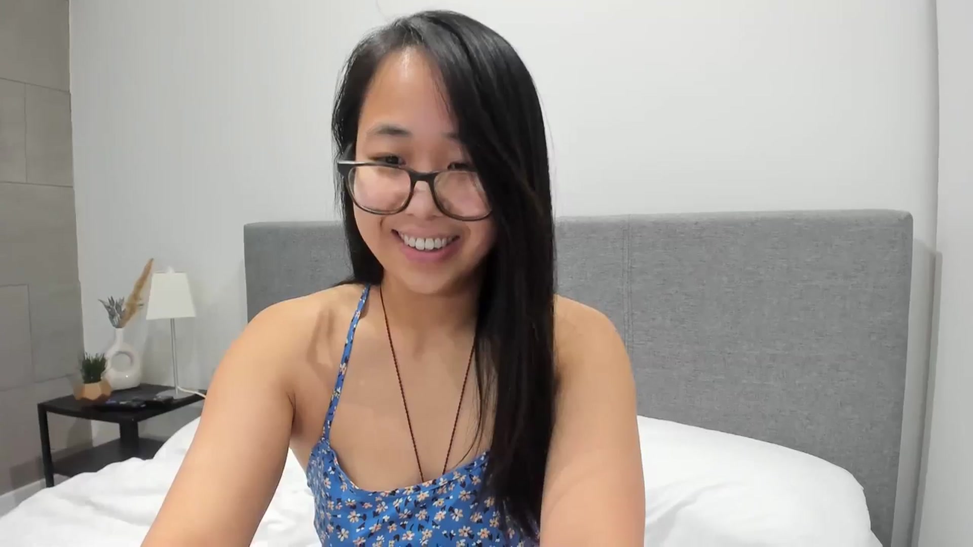 Gallery image thumbnail from NaughtyGigi's myfreecams stream on, 12/20/2023, 16:56 image 5 of 20