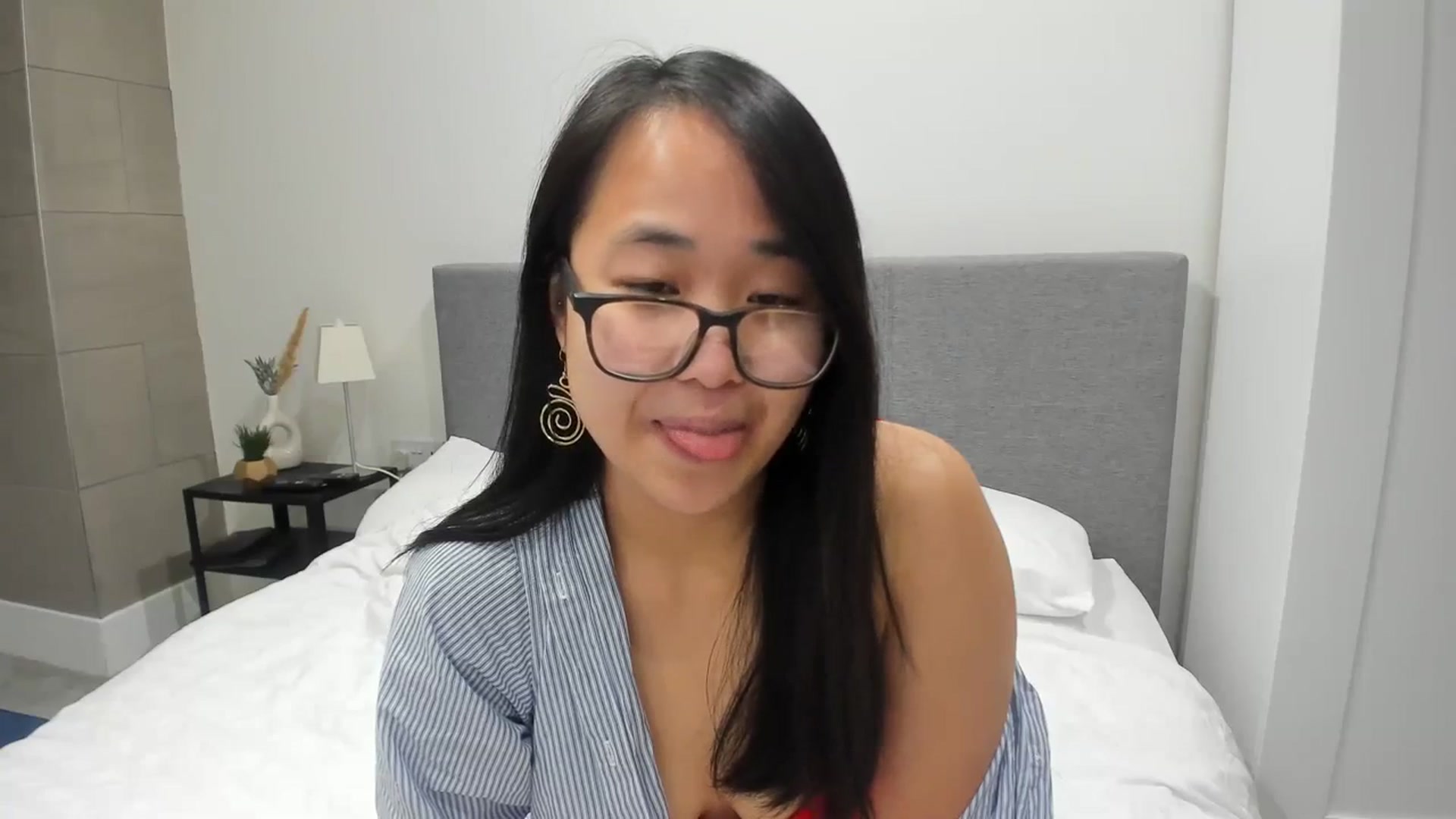 Gallery image thumbnail from NaughtyGigi's myfreecams stream on, 12/31/2023, 20:33 image 12 of 20
