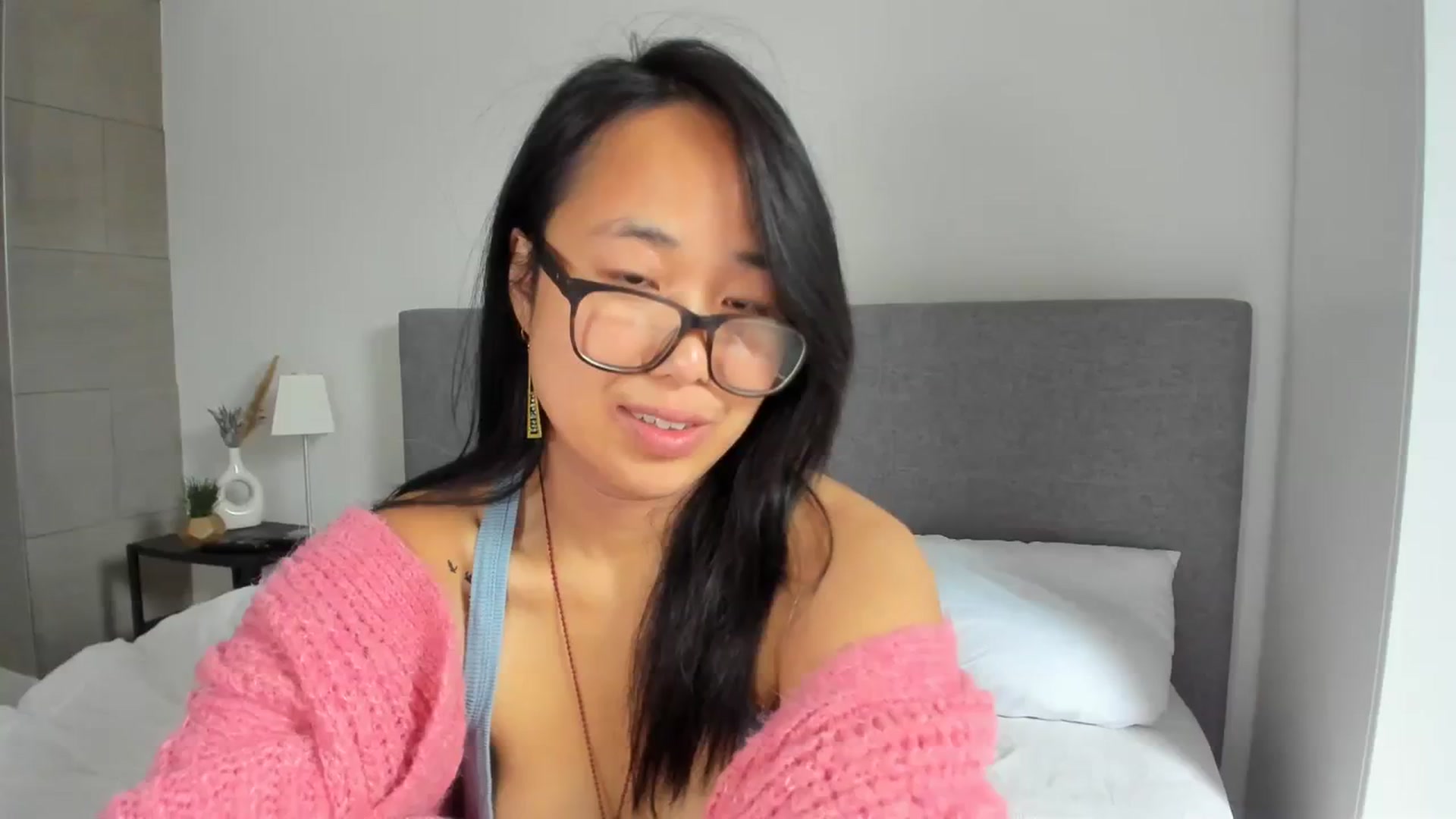 Gallery image thumbnail from NaughtyGigi's myfreecams stream on, 02/06/2024, 15:10 image 6 of 20