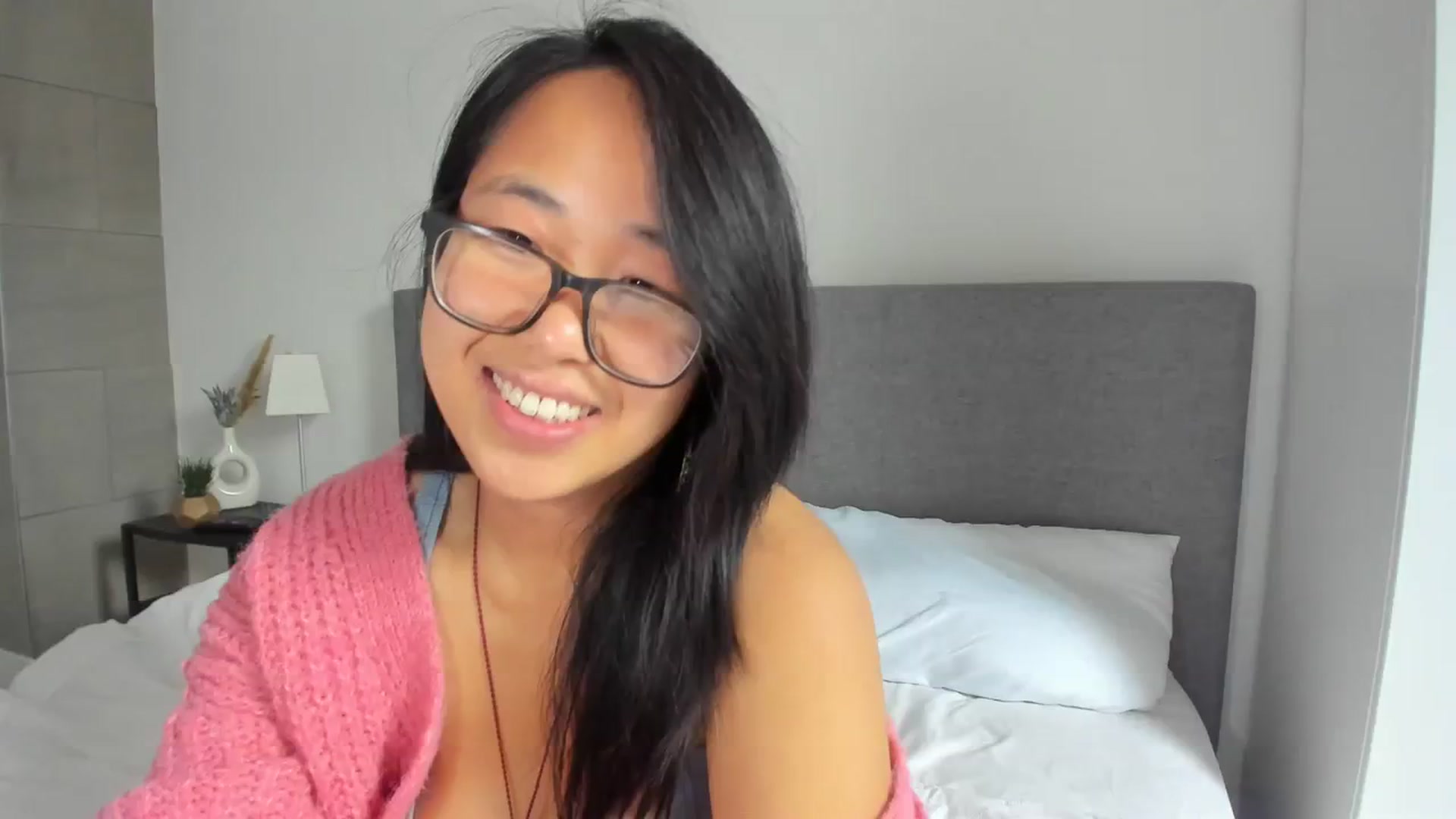 Gallery image thumbnail from NaughtyGigi's myfreecams stream on, 02/06/2024, 15:10 image 2 of 20