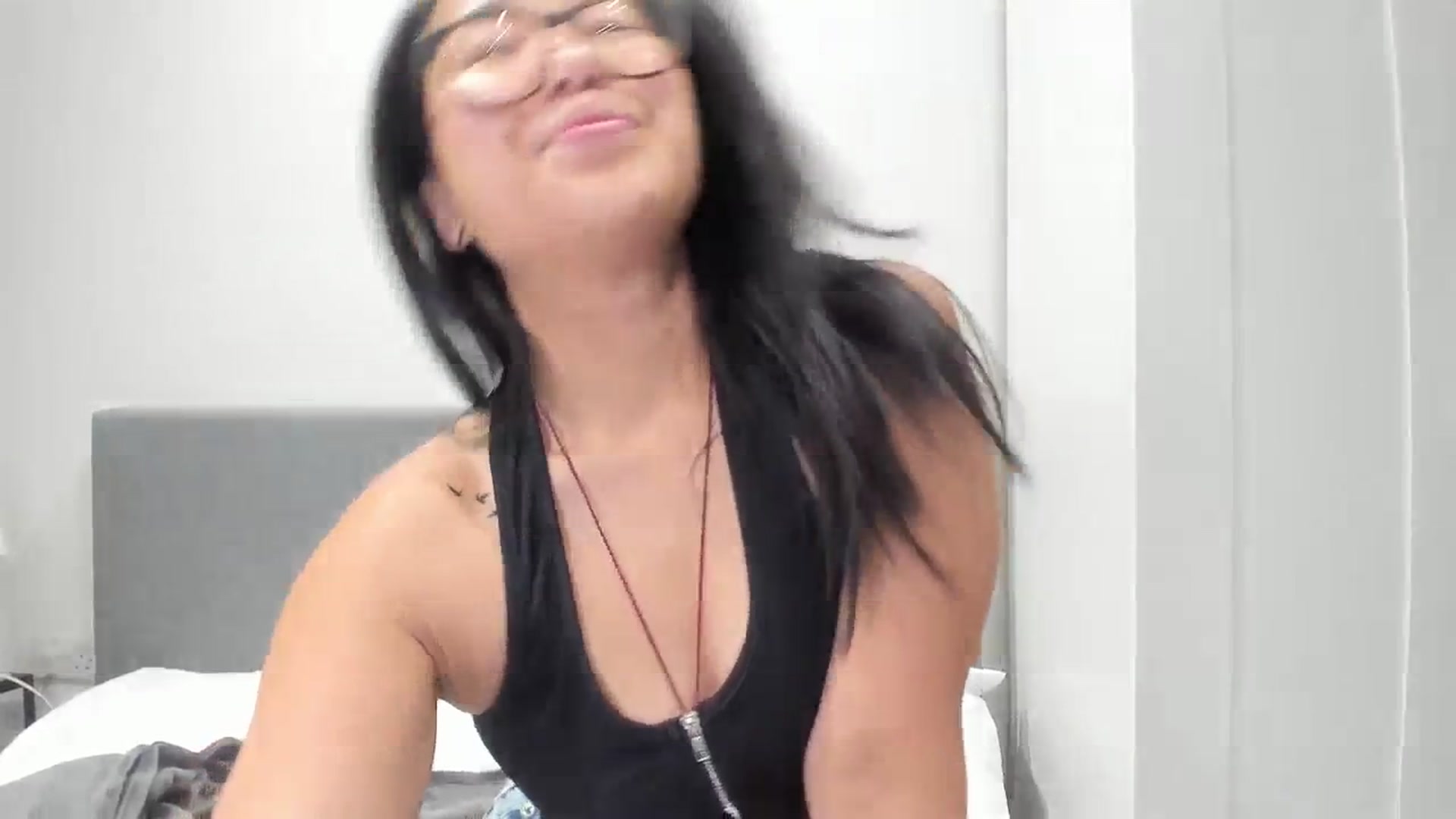 Gallery image thumbnail from NaughtyGigi's myfreecams stream on, 02/08/2024, 14:45 image 14 of 20