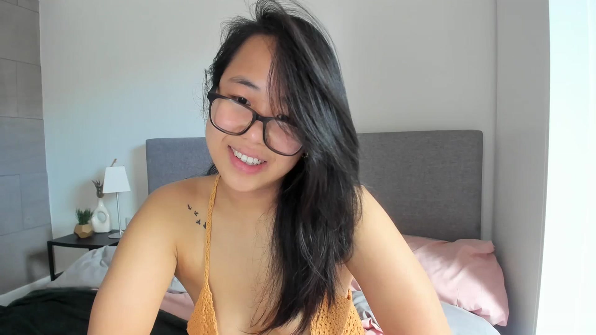 Gallery image thumbnail from NaughtyGigi's myfreecams stream on, 04/05/2024, 14:29 image 17 of 20