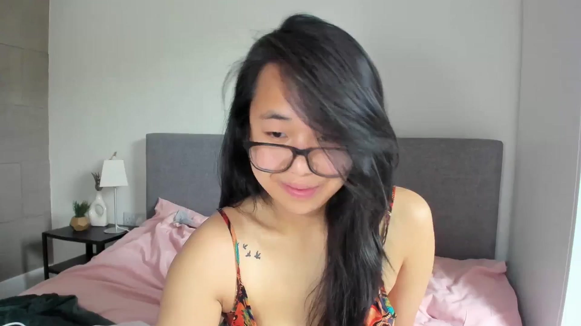 Gallery image thumbnail from NaughtyGigi's myfreecams stream on, 04/08/2024, 15:31 image 11 of 20