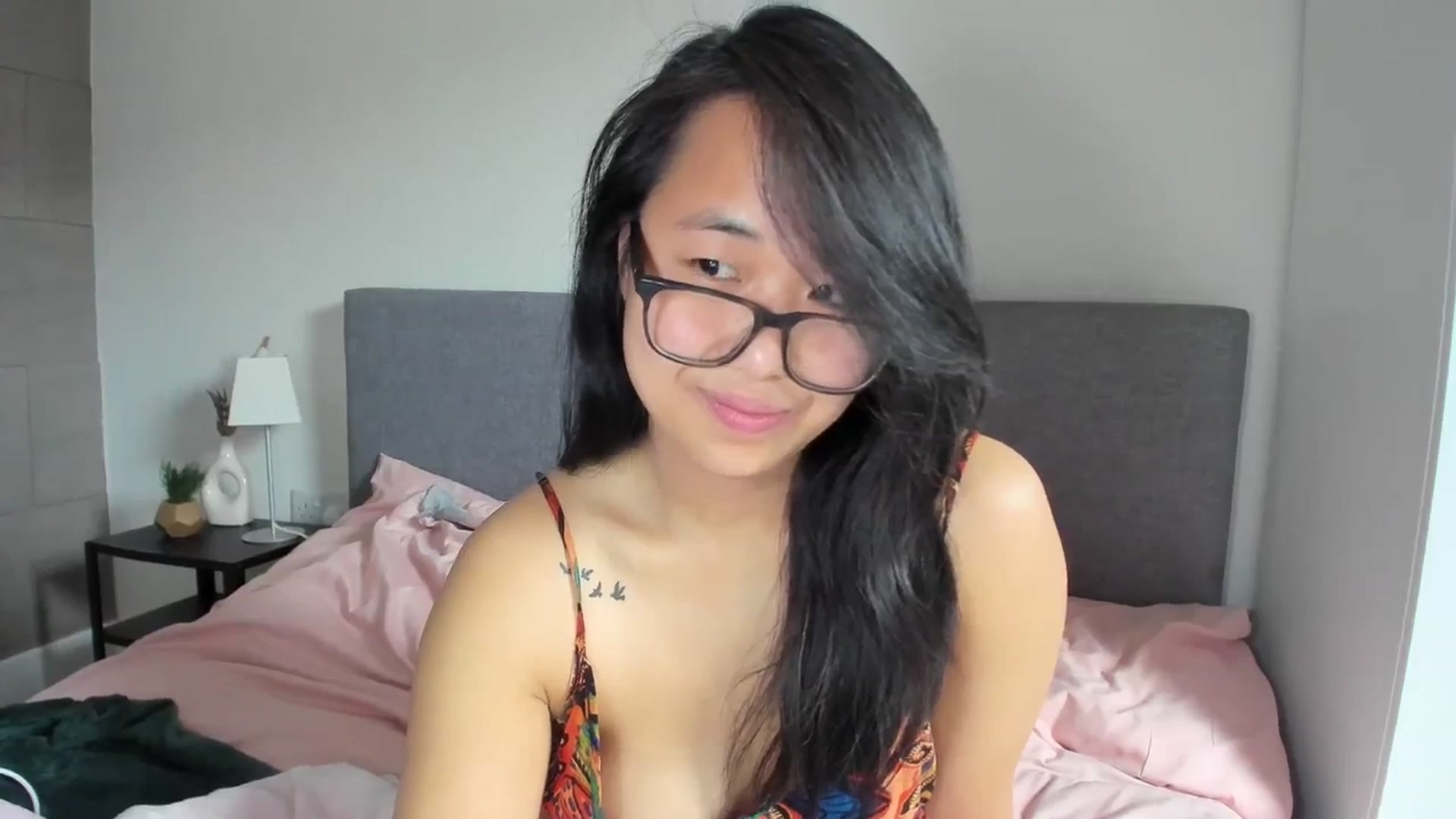 Gallery image thumbnail from NaughtyGigi's myfreecams stream on, 04/08/2024, 15:31 image 15 of 20