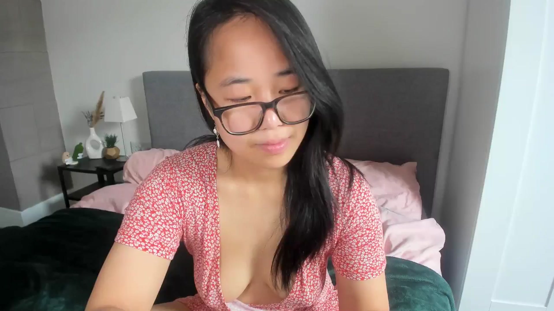 Gallery image thumbnail from NaughtyGigi's myfreecams stream on, 05/10/2024, 14:07 image 15 of 20