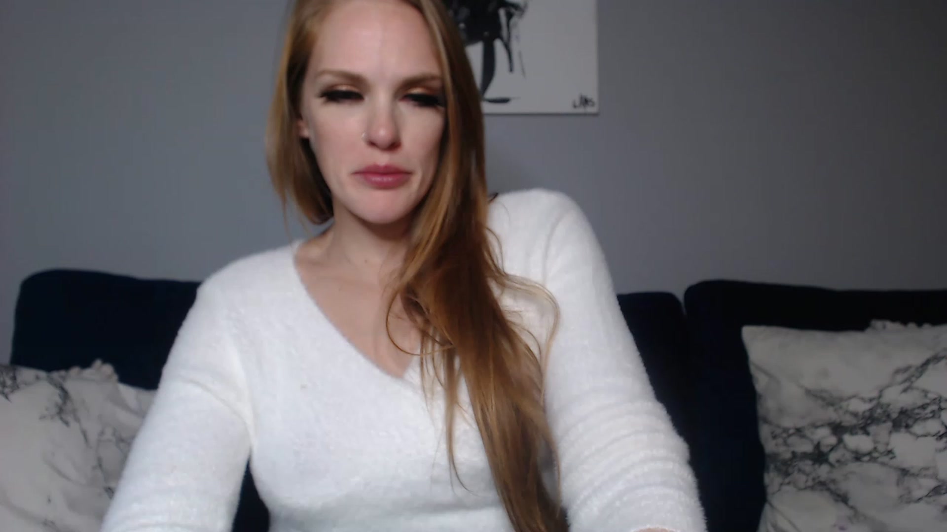 Gallery image thumbnail from NaughtyGinger's myfreecams stream on, 11/25/2022, 02:29 image 11 of 20
