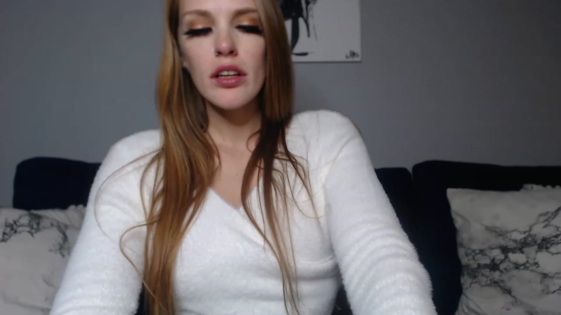 Gallery image thumbnail from NaughtyGinger's myfreecams stream on, 11/25/2022, 02:29 image 6 of 20
