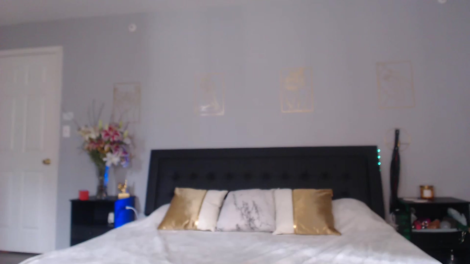 Gallery image thumbnail from NaughtyGinger's myfreecams stream on, 03/11/2023, 17:08 image 9 of 20