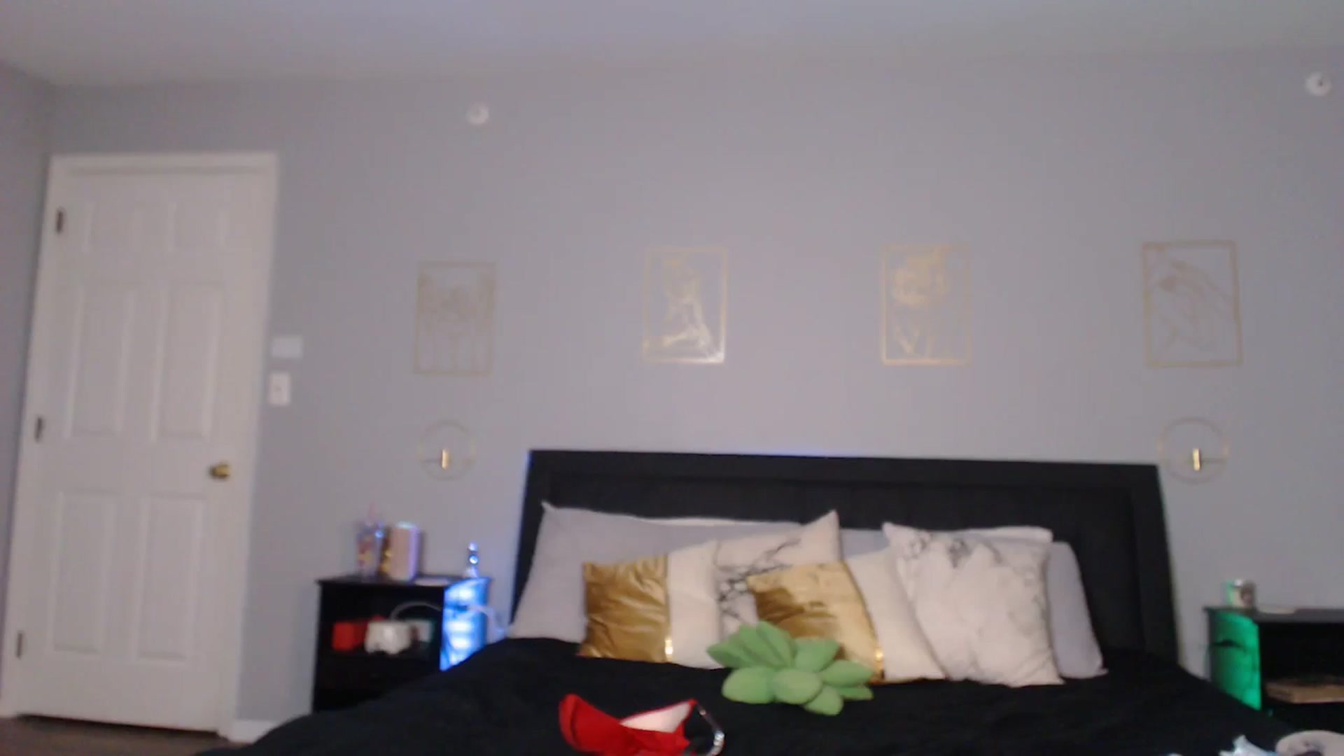 Gallery image thumbnail from NaughtyGinger's myfreecams stream on, 08/06/2023, 03:46 image 4 of 20