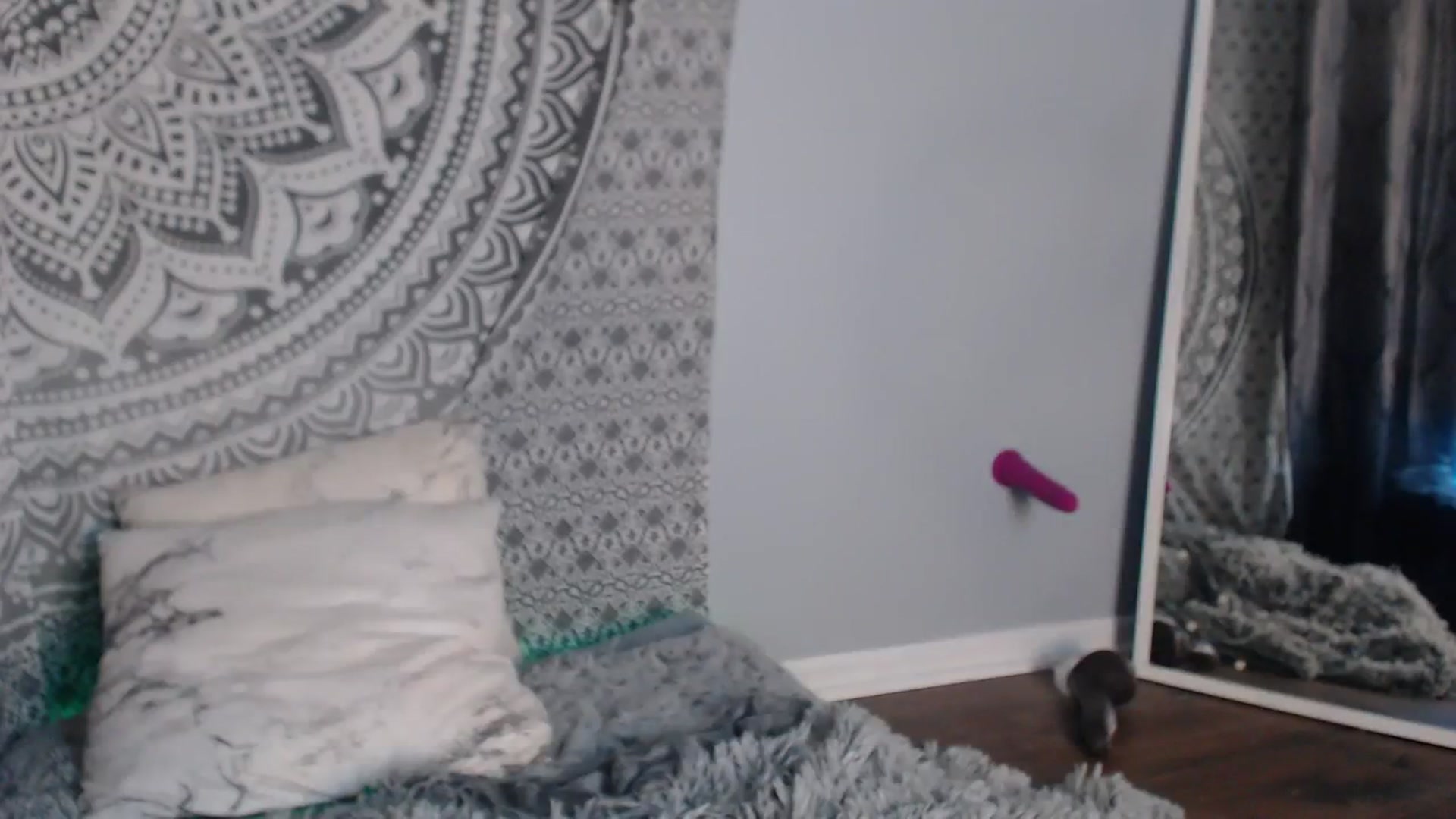 Gallery image thumbnail from NaughtyGinger's myfreecams stream on, 08/09/2023, 02:55 image 19 of 20
