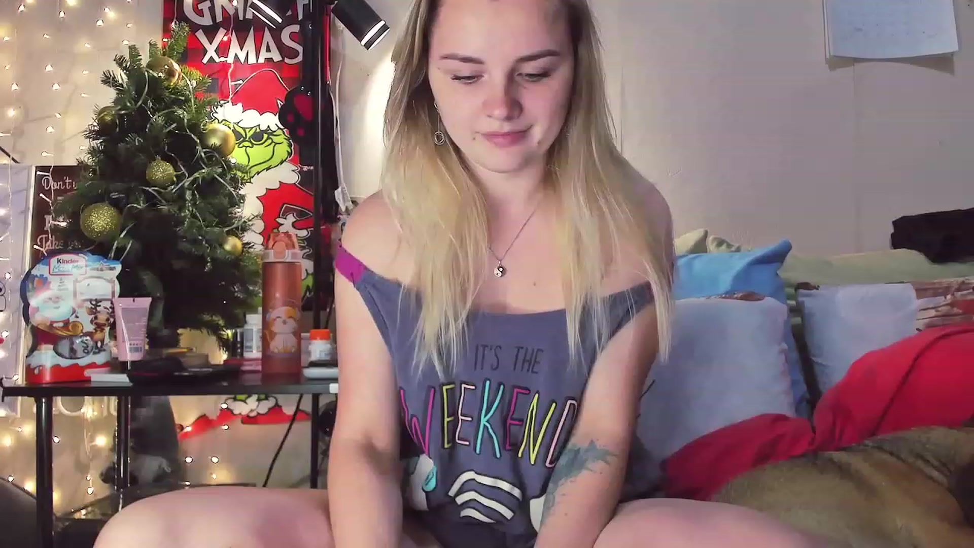 Gallery image thumbnail from NaughtyKitten's myfreecams stream on, 12/24/2023, 14:35 image 4 of 20