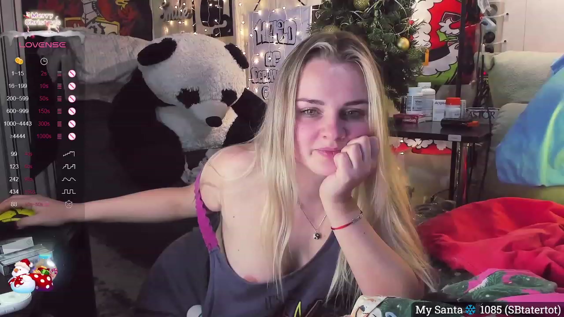 Gallery image thumbnail from NaughtyKitten's myfreecams stream on, 12/24/2023, 15:16 image 14 of 20