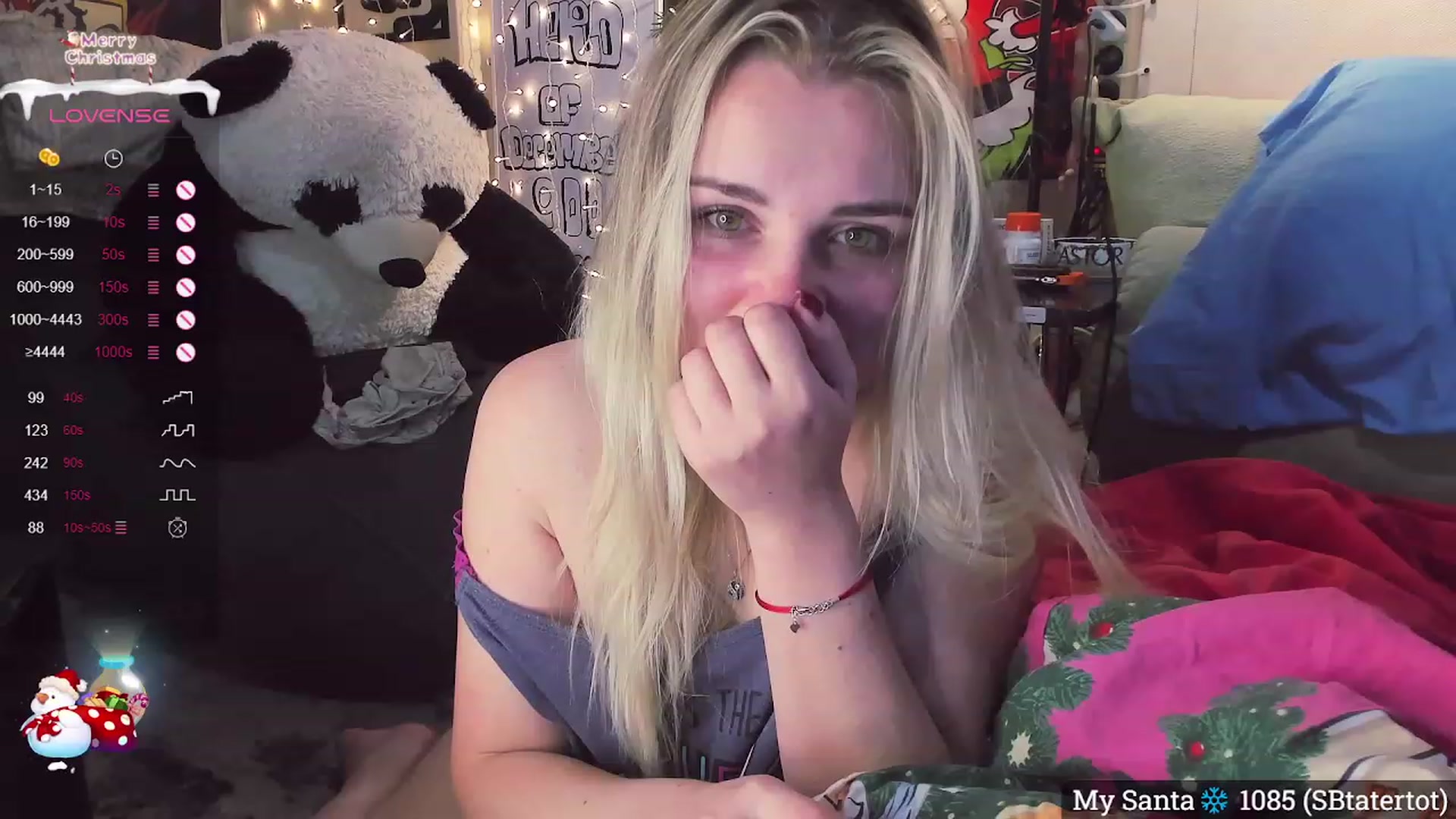 Gallery image thumbnail from NaughtyKitten's myfreecams stream on, 12/24/2023, 15:16 image 9 of 20