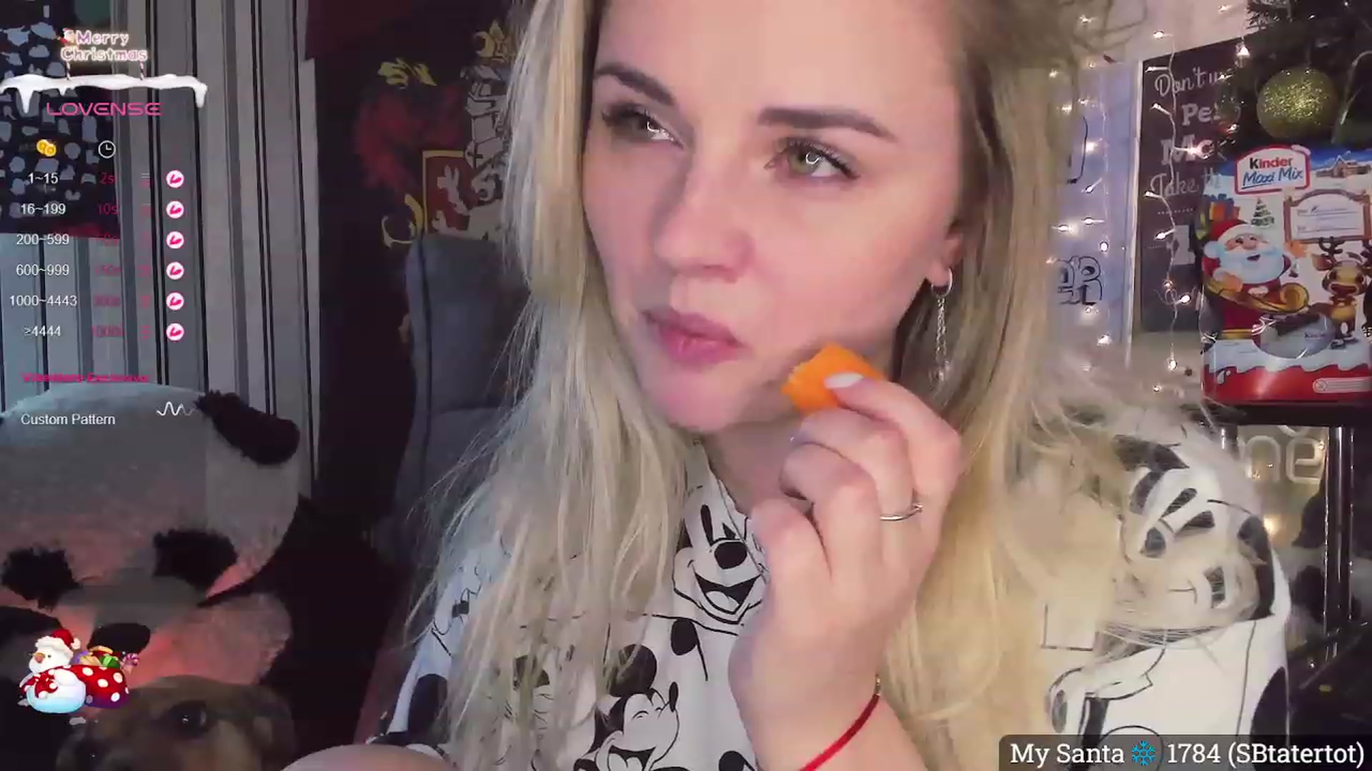Gallery image thumbnail from NaughtyKitten's myfreecams stream on, 12/27/2023, 17:15 image 15 of 20