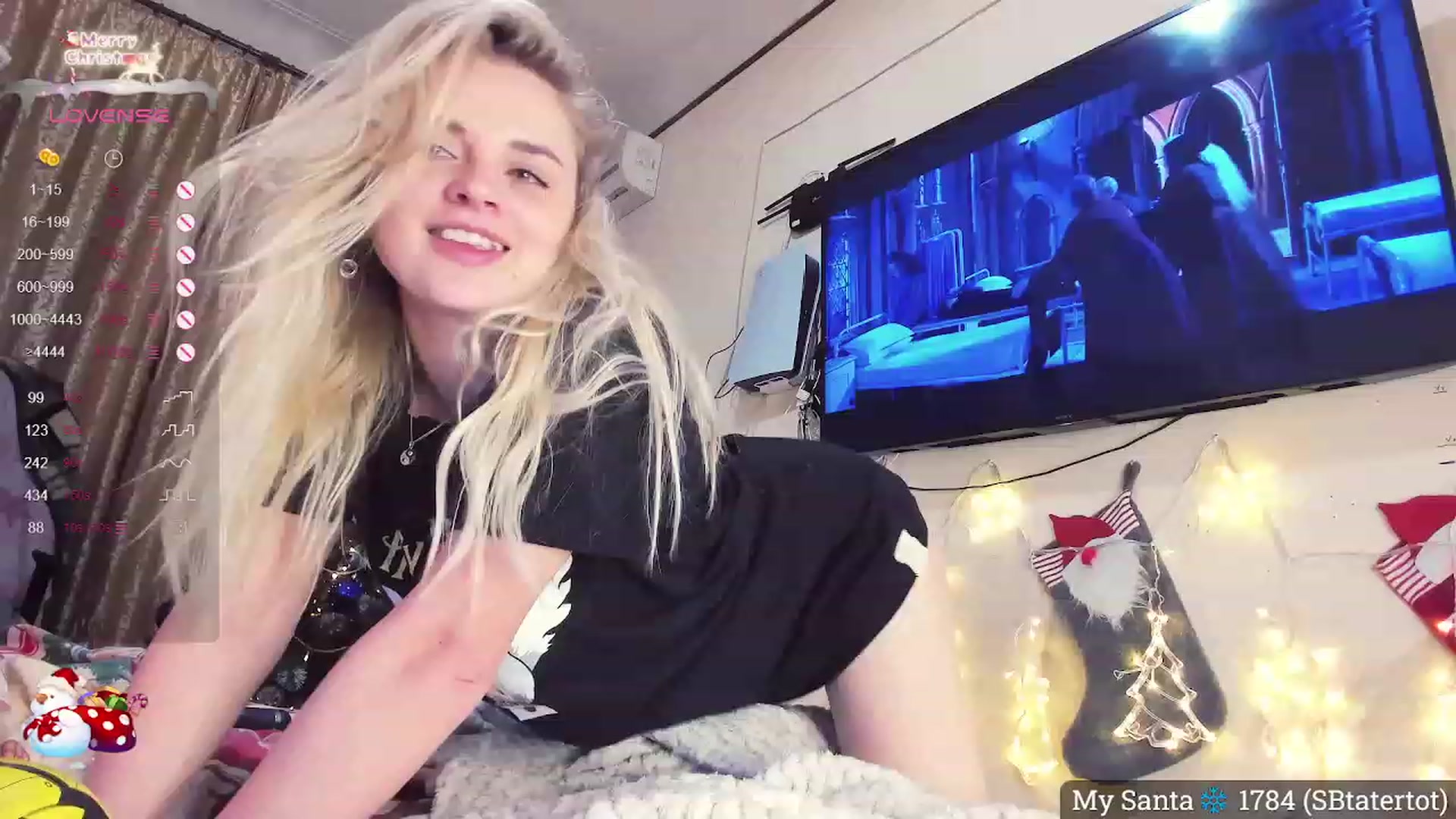 Gallery image thumbnail from NaughtyKitten's myfreecams stream on, 12/27/2023, 19:47 image 13 of 20
