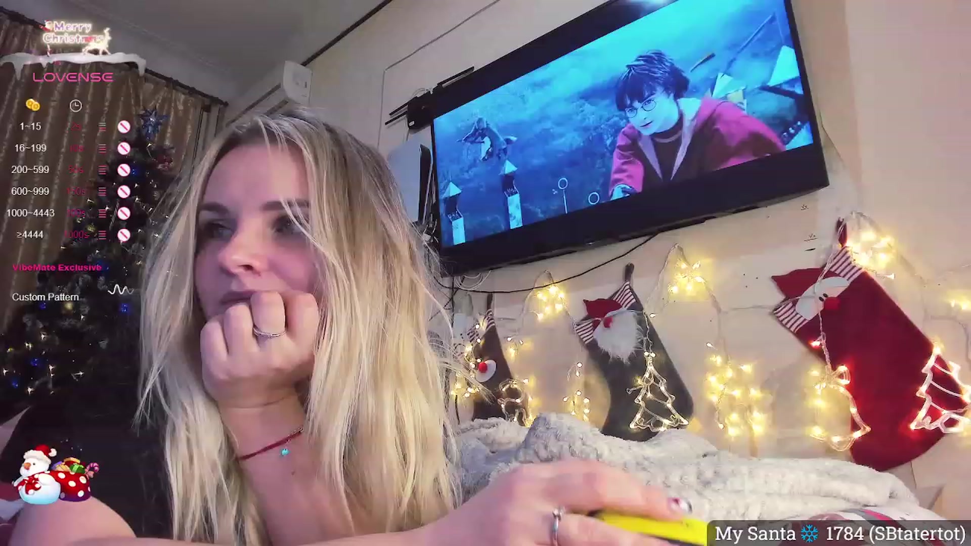 Gallery image thumbnail from NaughtyKitten's myfreecams stream on, 12/27/2023, 19:47 image 11 of 20