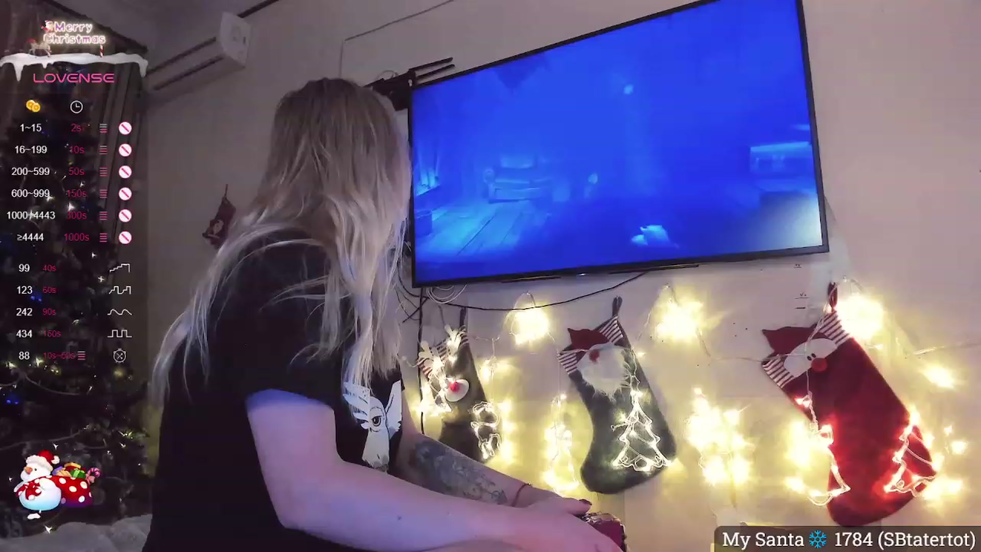 Gallery image thumbnail from NaughtyKitten's myfreecams stream on, 12/27/2023, 21:04 image 18 of 20