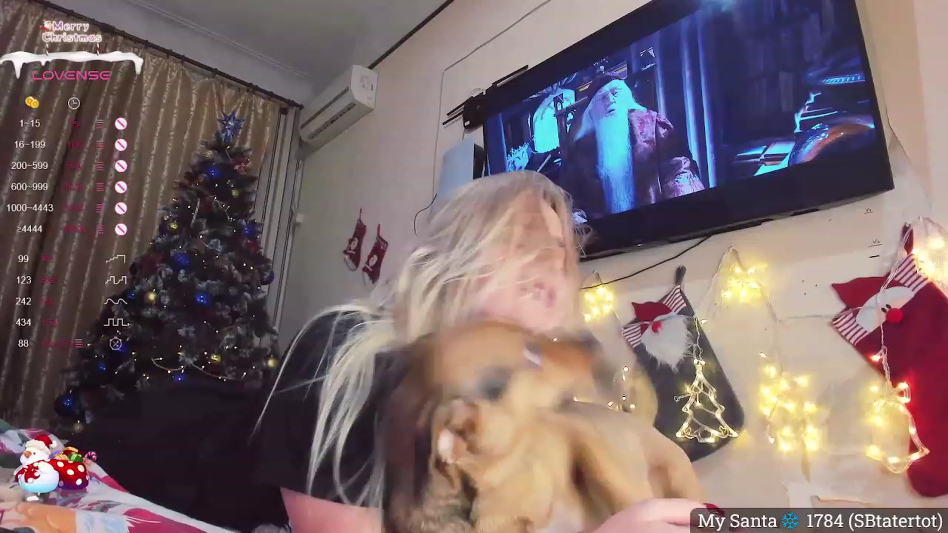 Gallery image thumbnail from NaughtyKitten's myfreecams stream on, 12/27/2023, 21:04 image 13 of 20