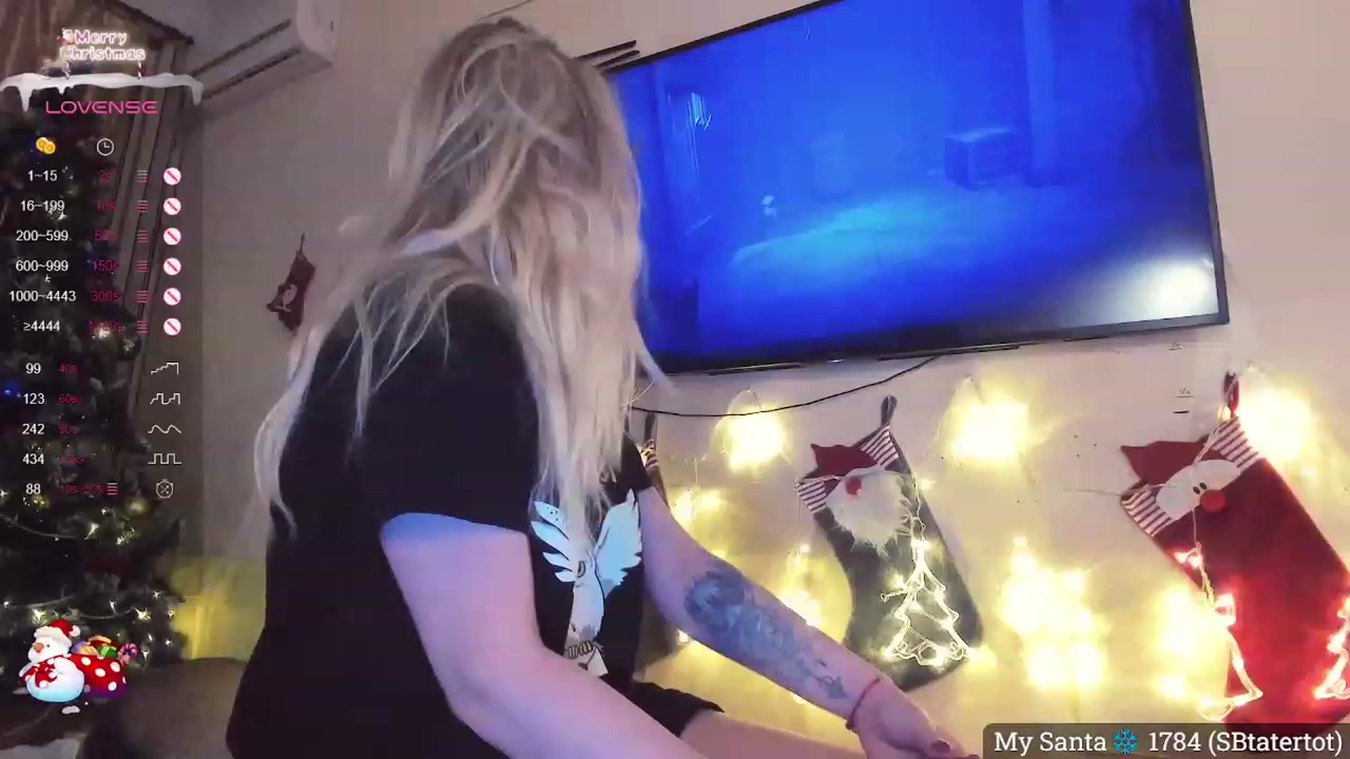Gallery image thumbnail from NaughtyKitten's myfreecams stream on, 12/27/2023, 21:57 image 9 of 20