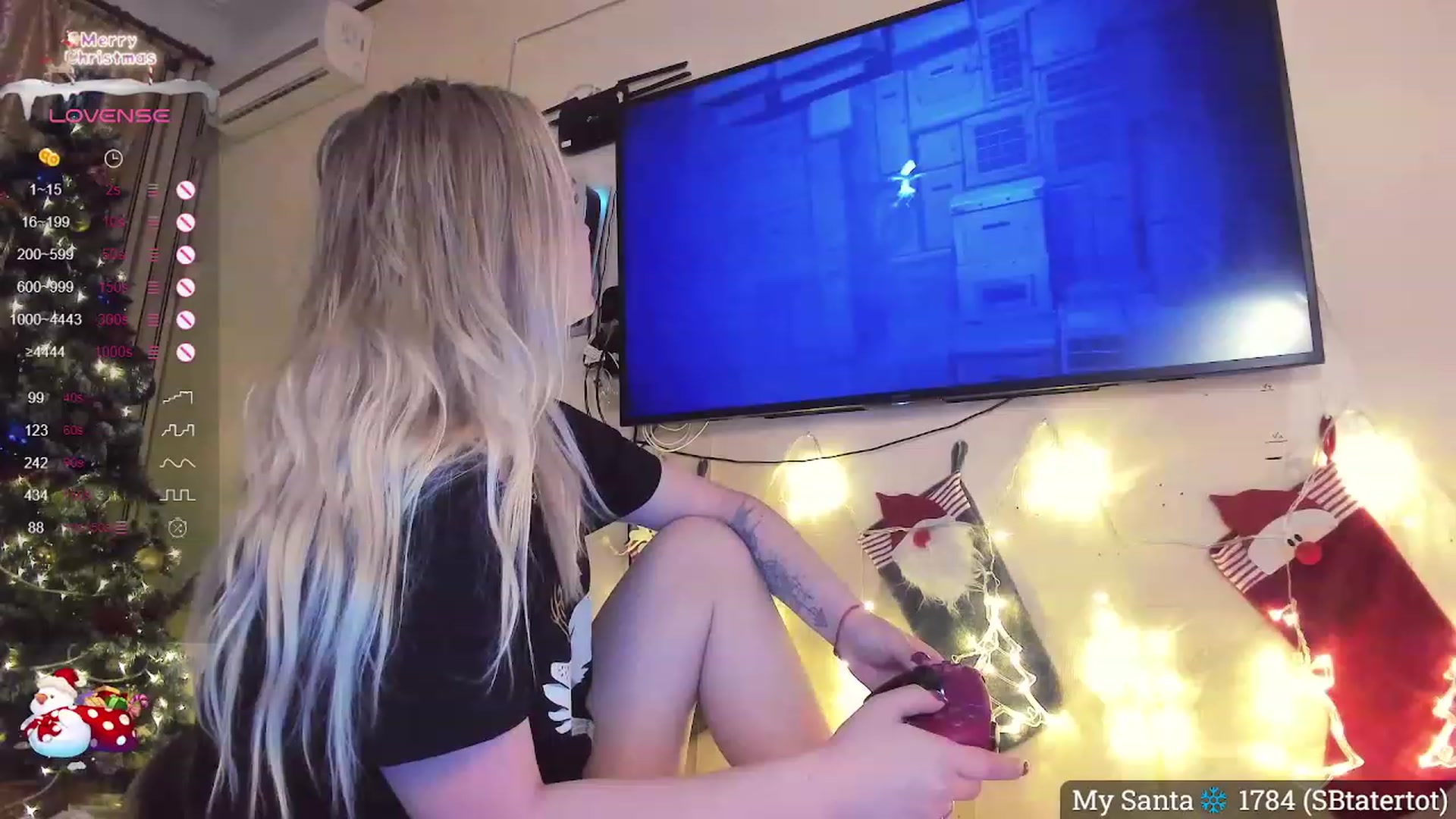 Gallery image thumbnail from NaughtyKitten's myfreecams stream on, 12/27/2023, 21:57 image 6 of 20