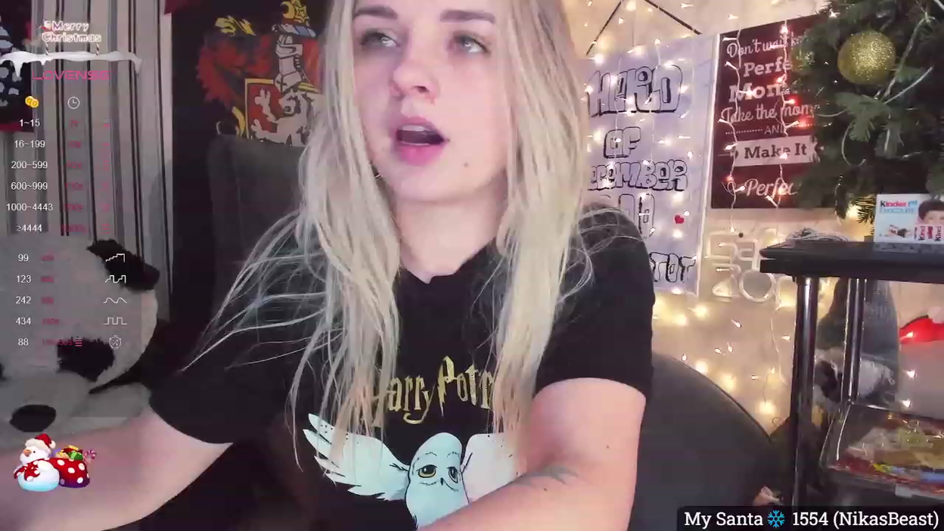 Gallery image thumbnail from NaughtyKitten's myfreecams stream on, 12/28/2023, 21:35 image 6 of 20
