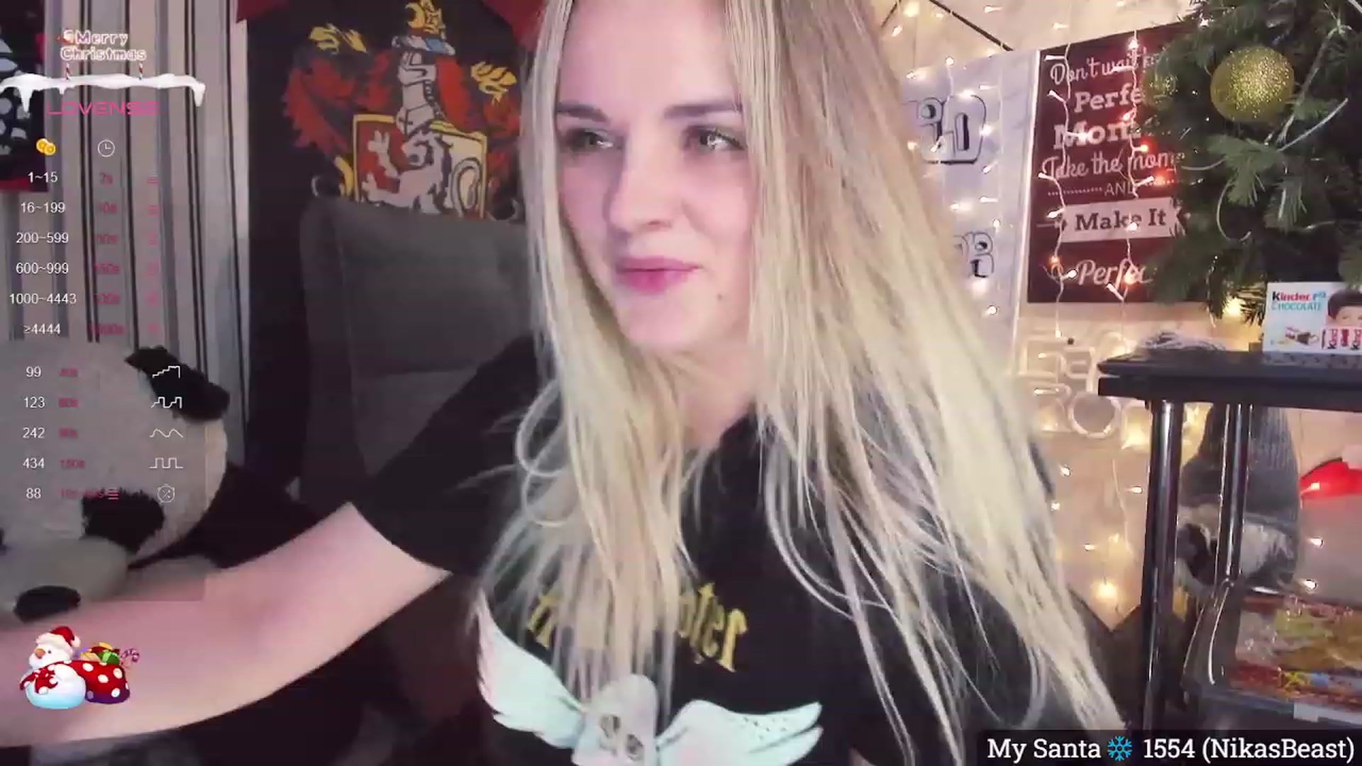 Gallery image thumbnail from NaughtyKitten's myfreecams stream on, 12/28/2023, 21:35 image 13 of 20