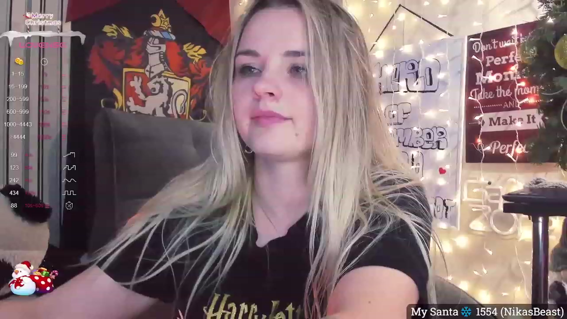 Gallery image thumbnail from NaughtyKitten's myfreecams stream on, 12/28/2023, 21:35 image 18 of 20
