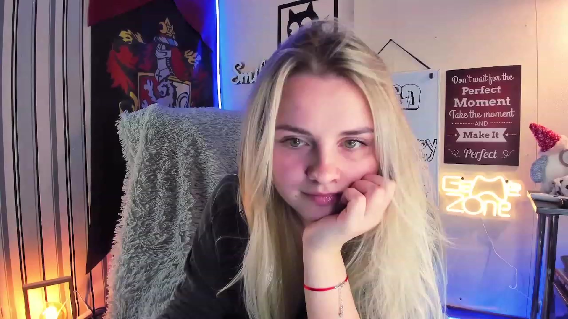 Gallery image thumbnail from NaughtyKitten's myfreecams stream on, 01/25/2024, 12:17 image 10 of 20