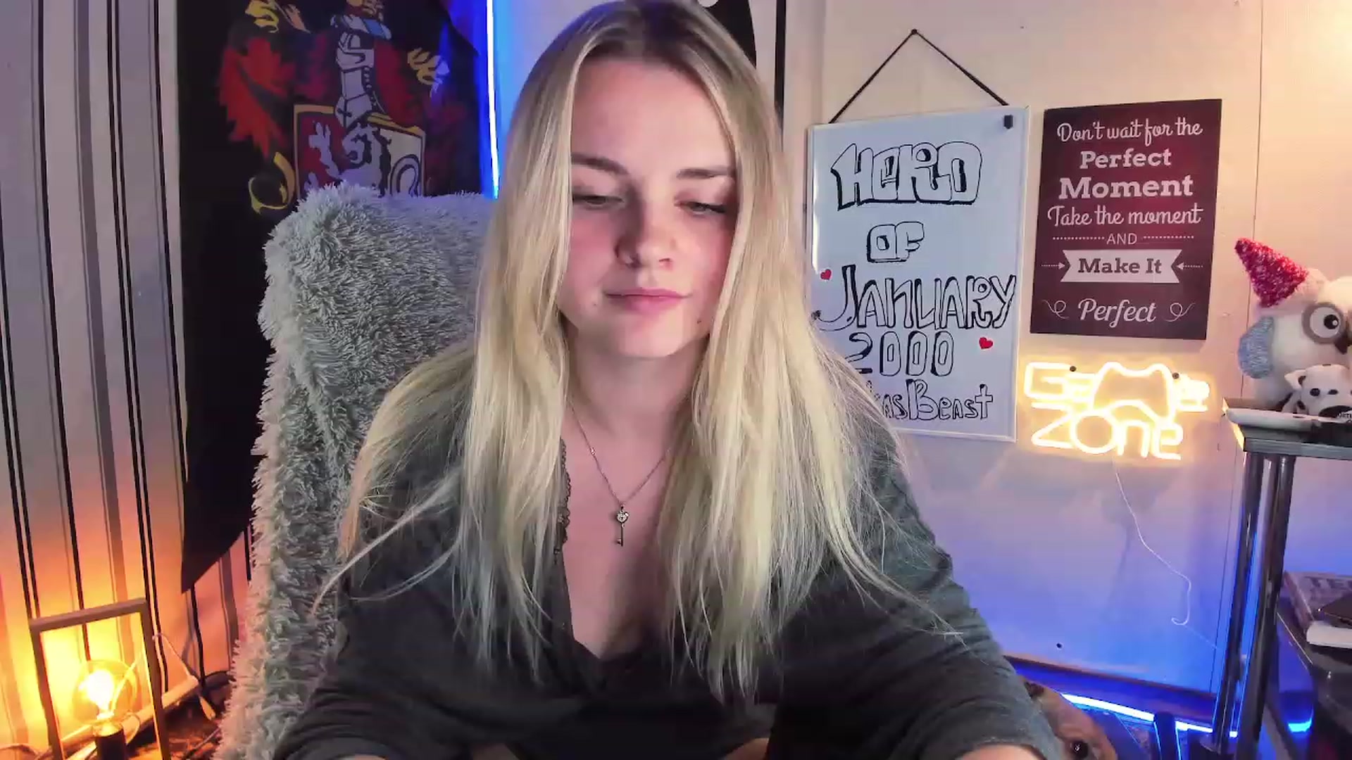Gallery image thumbnail from NaughtyKitten's myfreecams stream on, 01/25/2024, 13:13 image 13 of 20